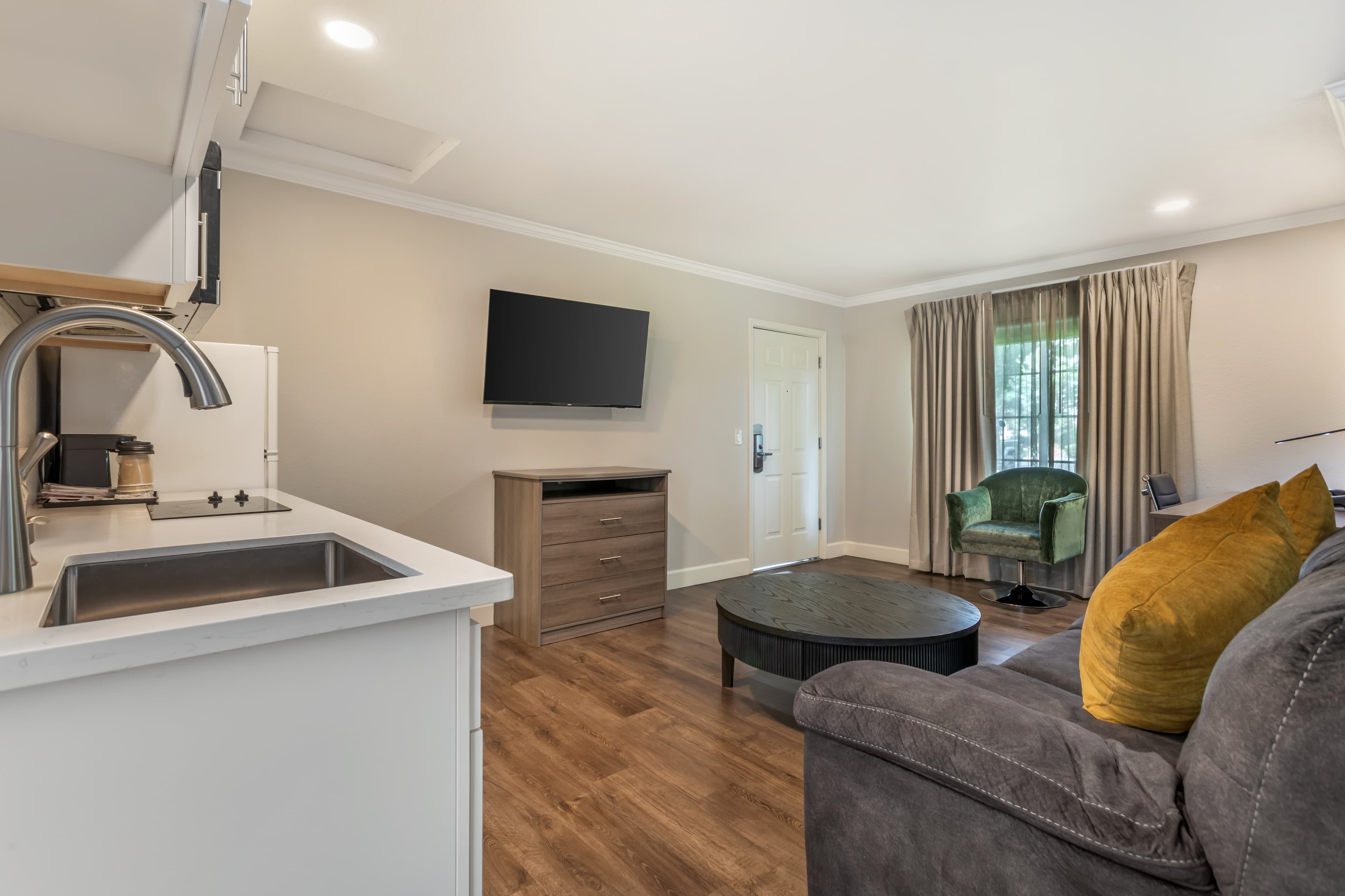 University Park Inn & Suites, an Ascend Collection Hotel — 38