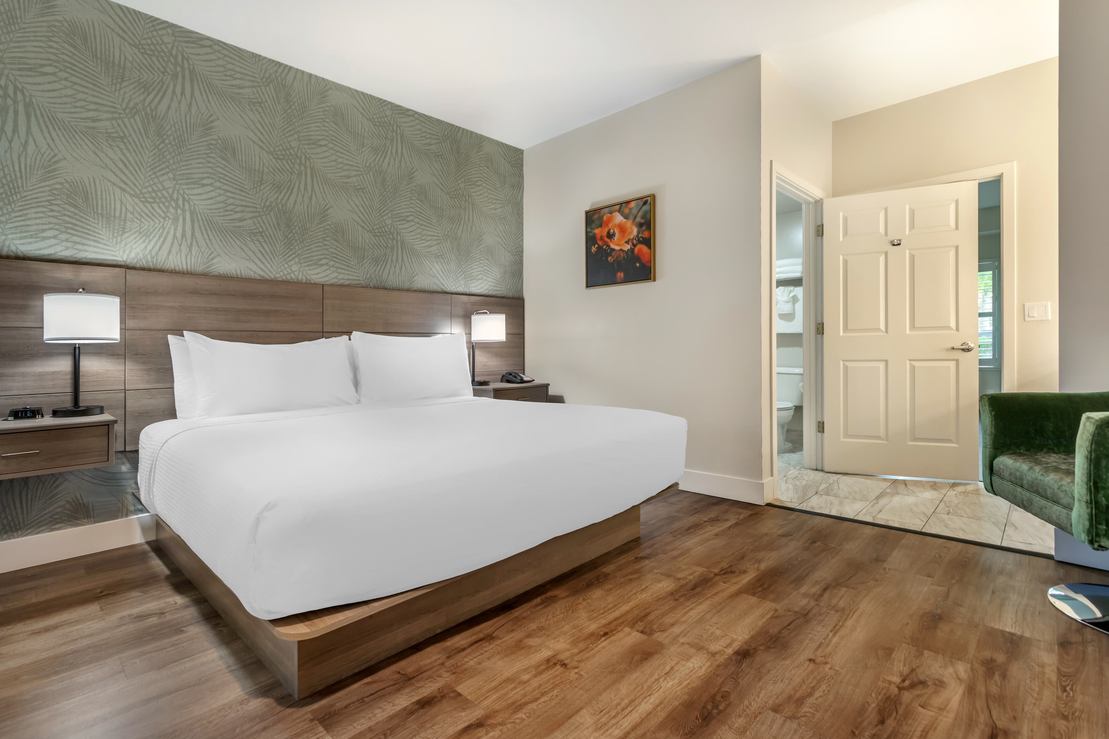 University Park Inn & Suites, an Ascend Collection Hotel — 35