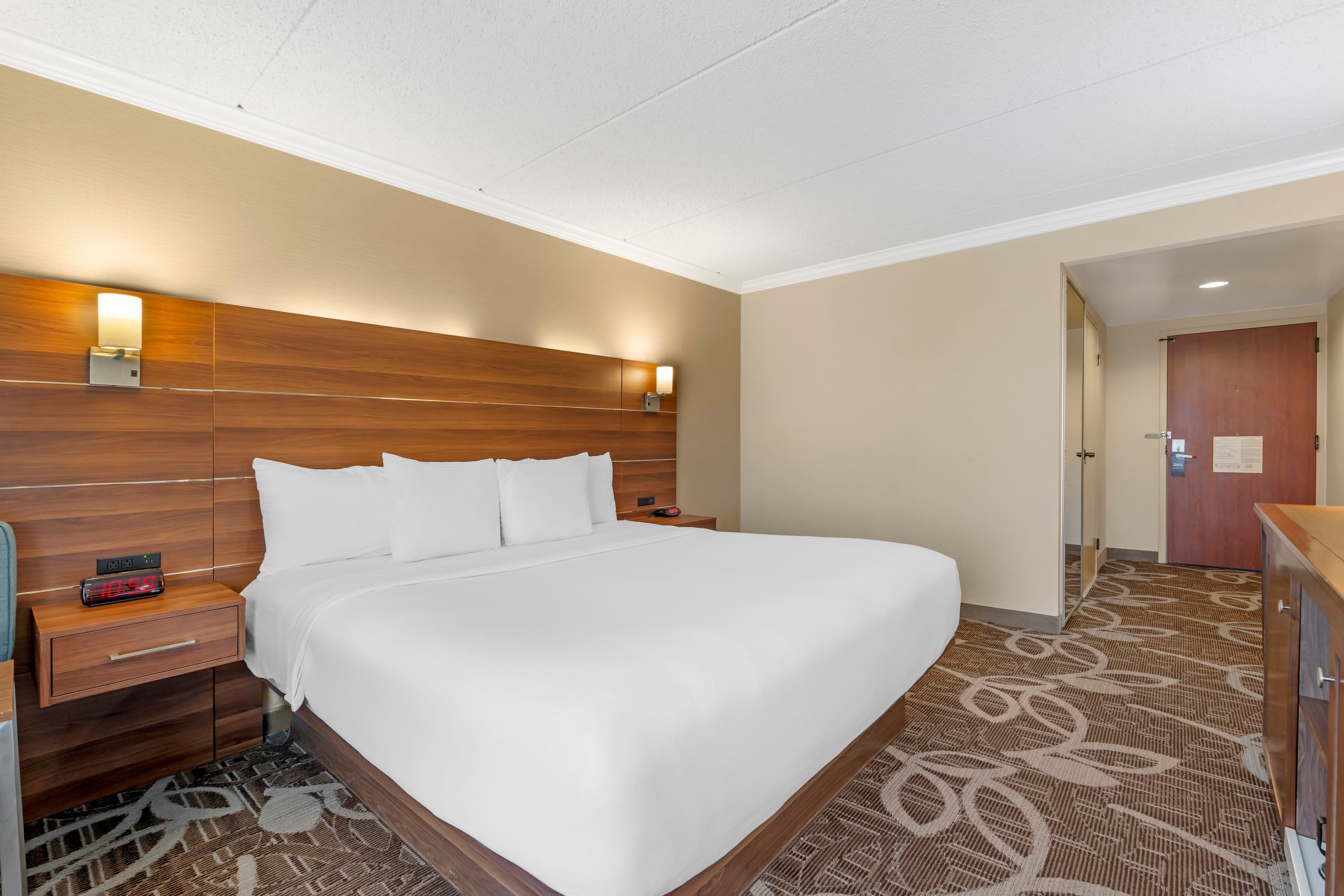Comfort Inn Anaheim Resort - Image 3