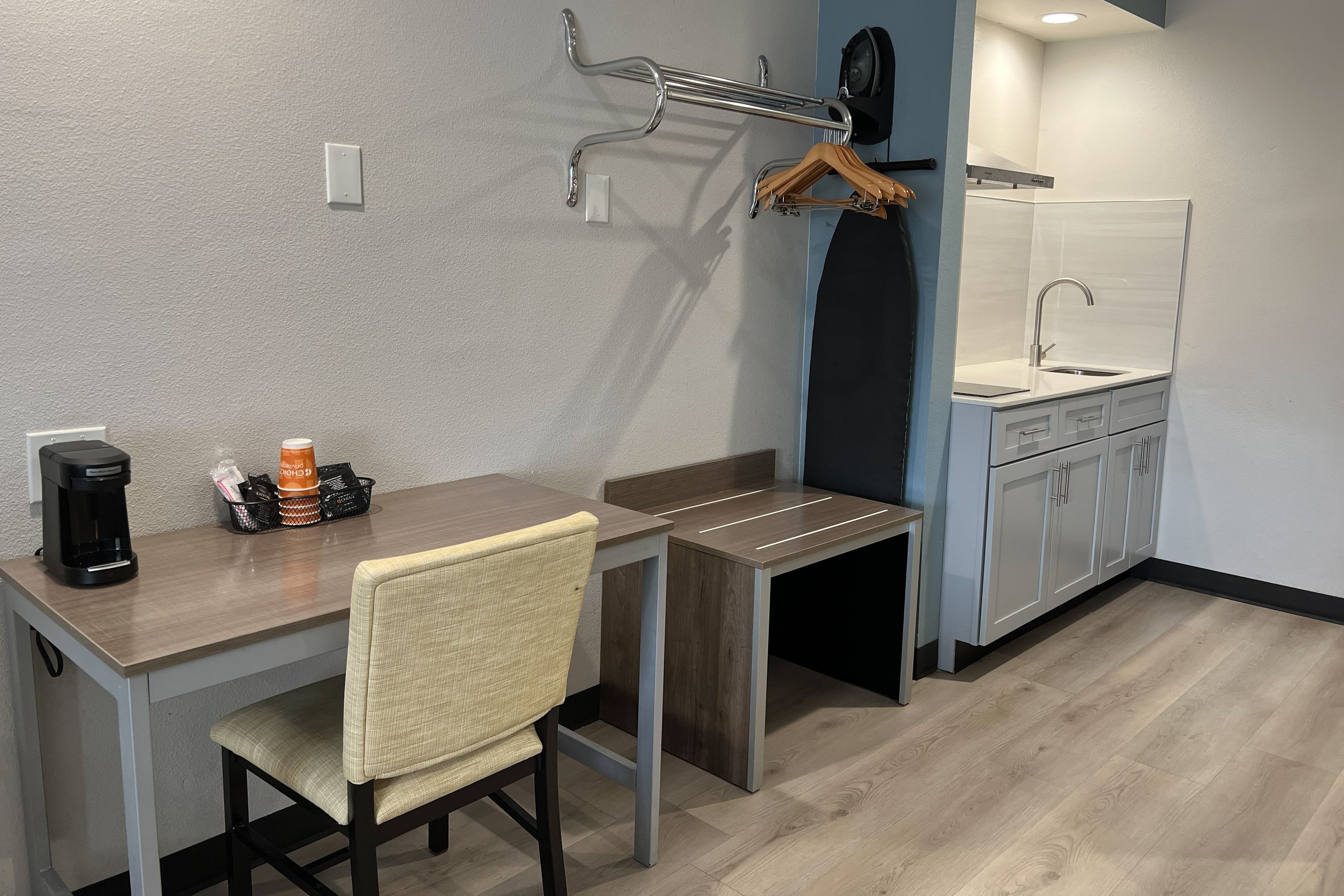 Quality Inn Tracy I-205 — 54