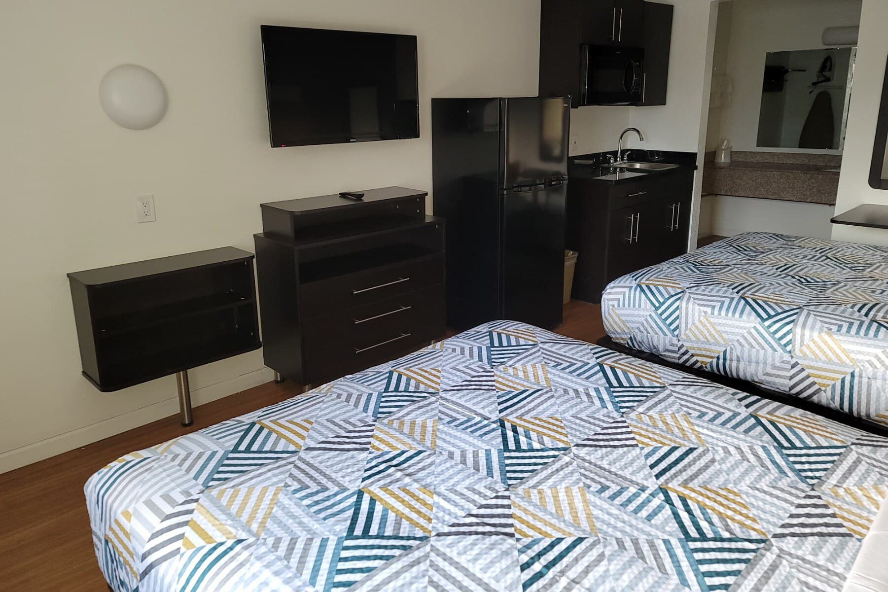 Rodeway Inn & Suites Rancho Mirage - Palm Desert Area — 27