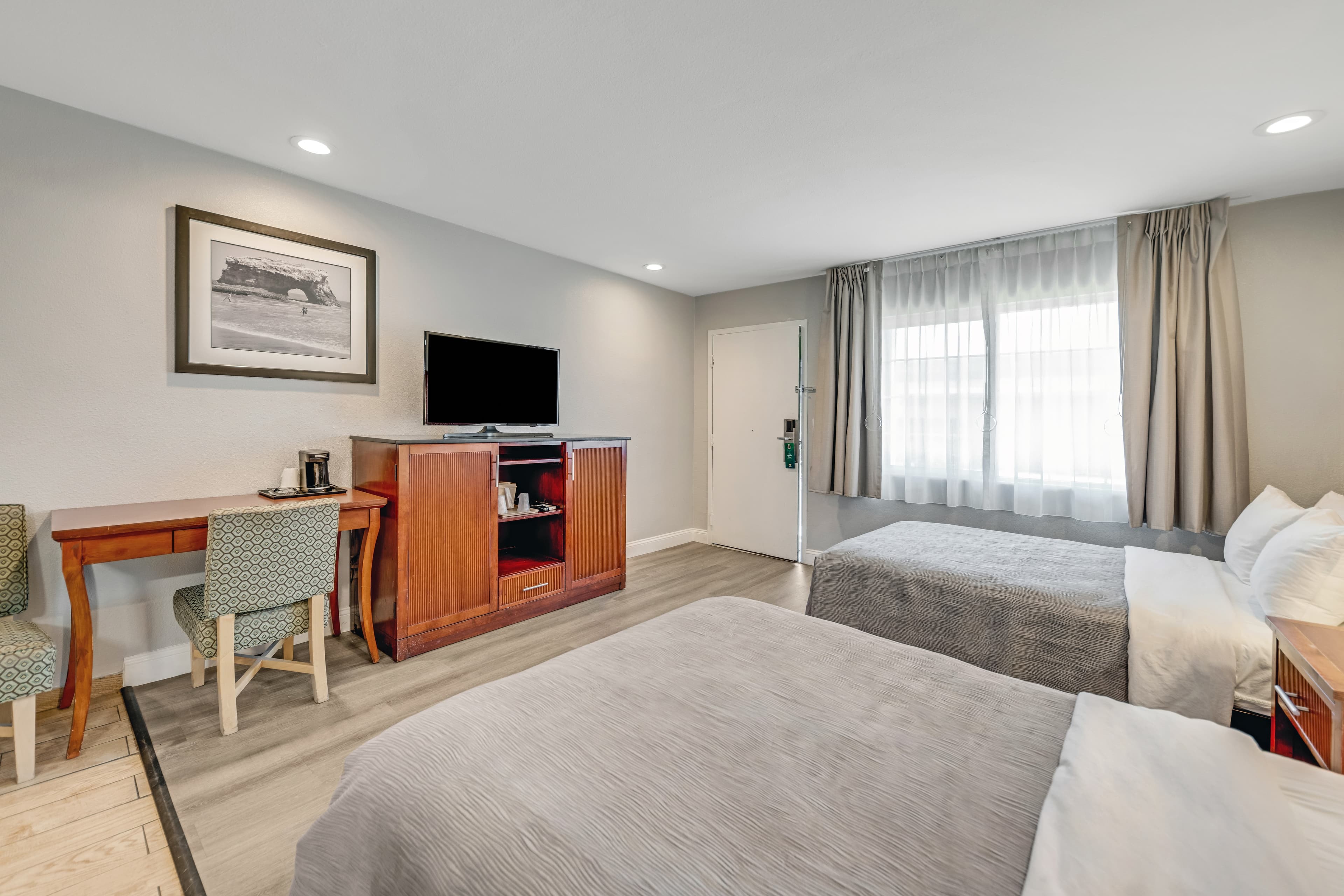 Quality Inn Santa Cruz Downtown Area - Image 3