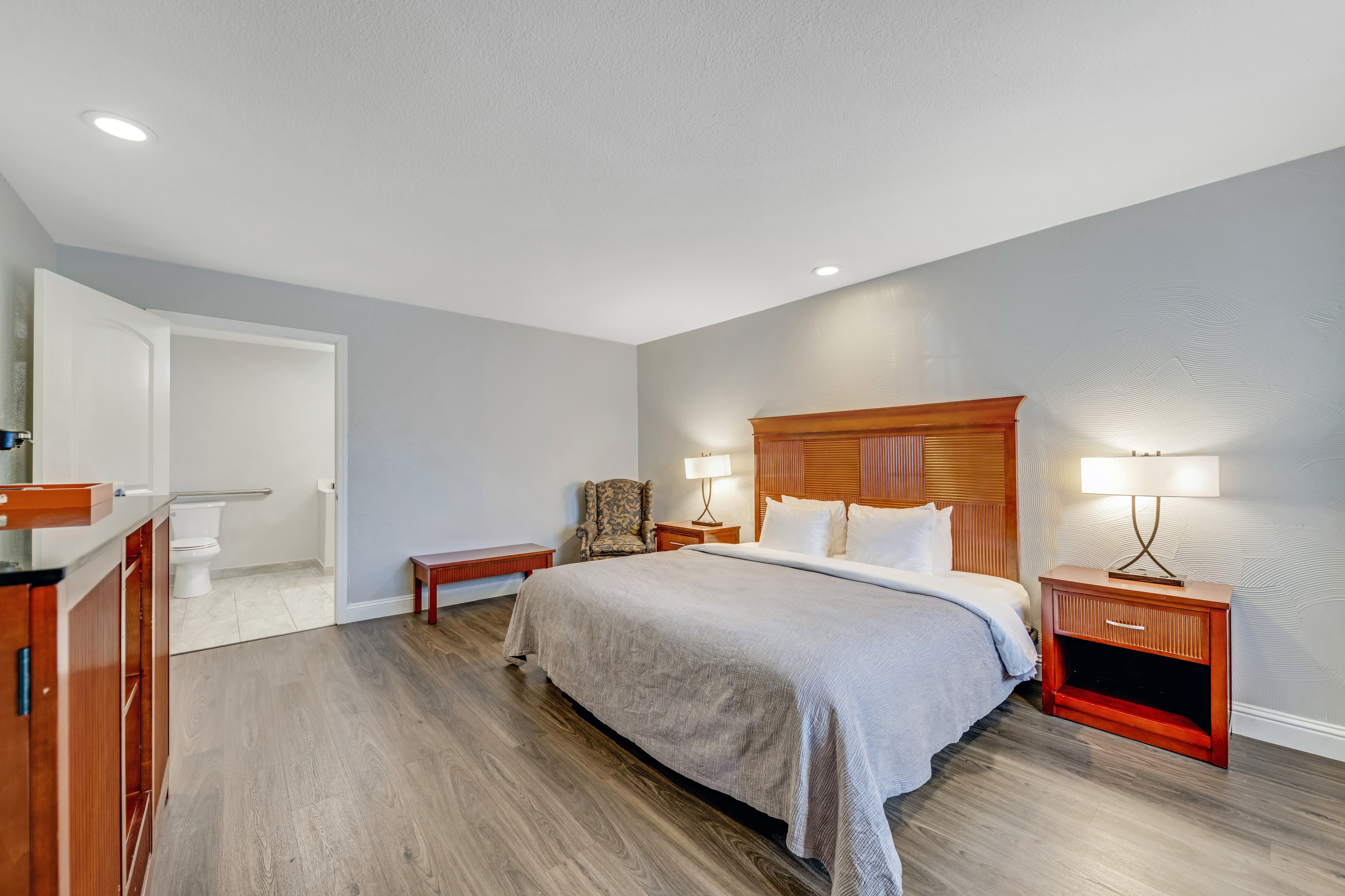 Quality Inn Santa Cruz Downtown Area — 7