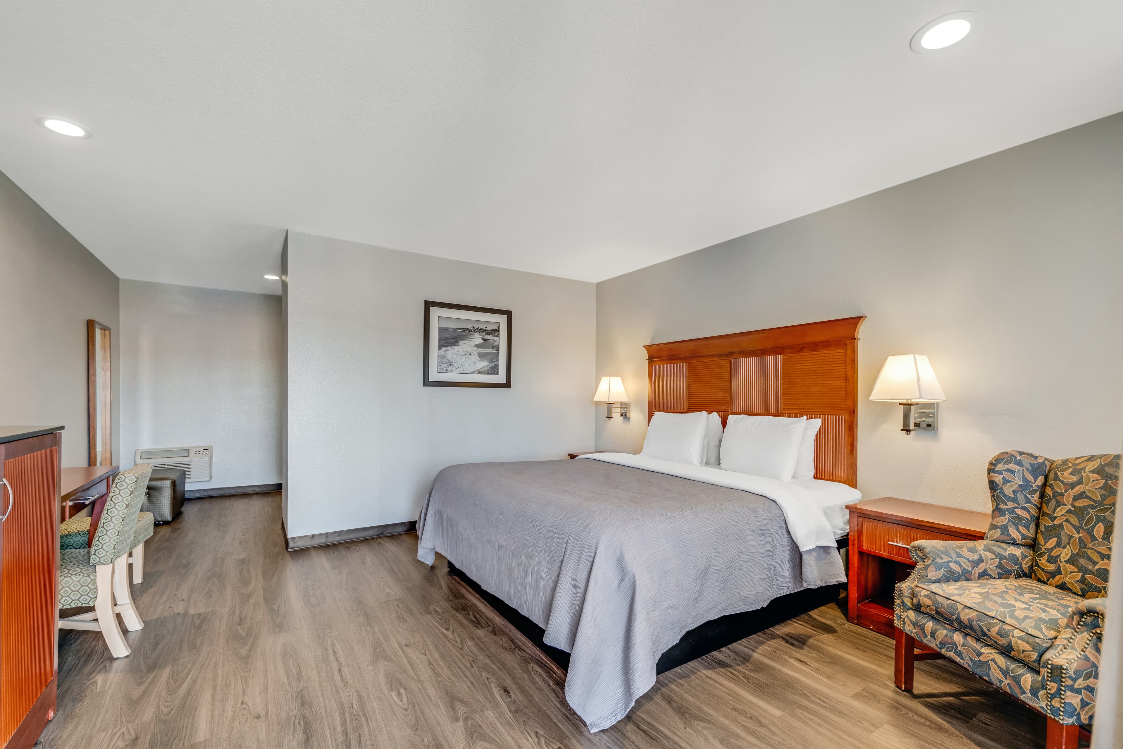 Quality Inn Santa Cruz Downtown Area — 11