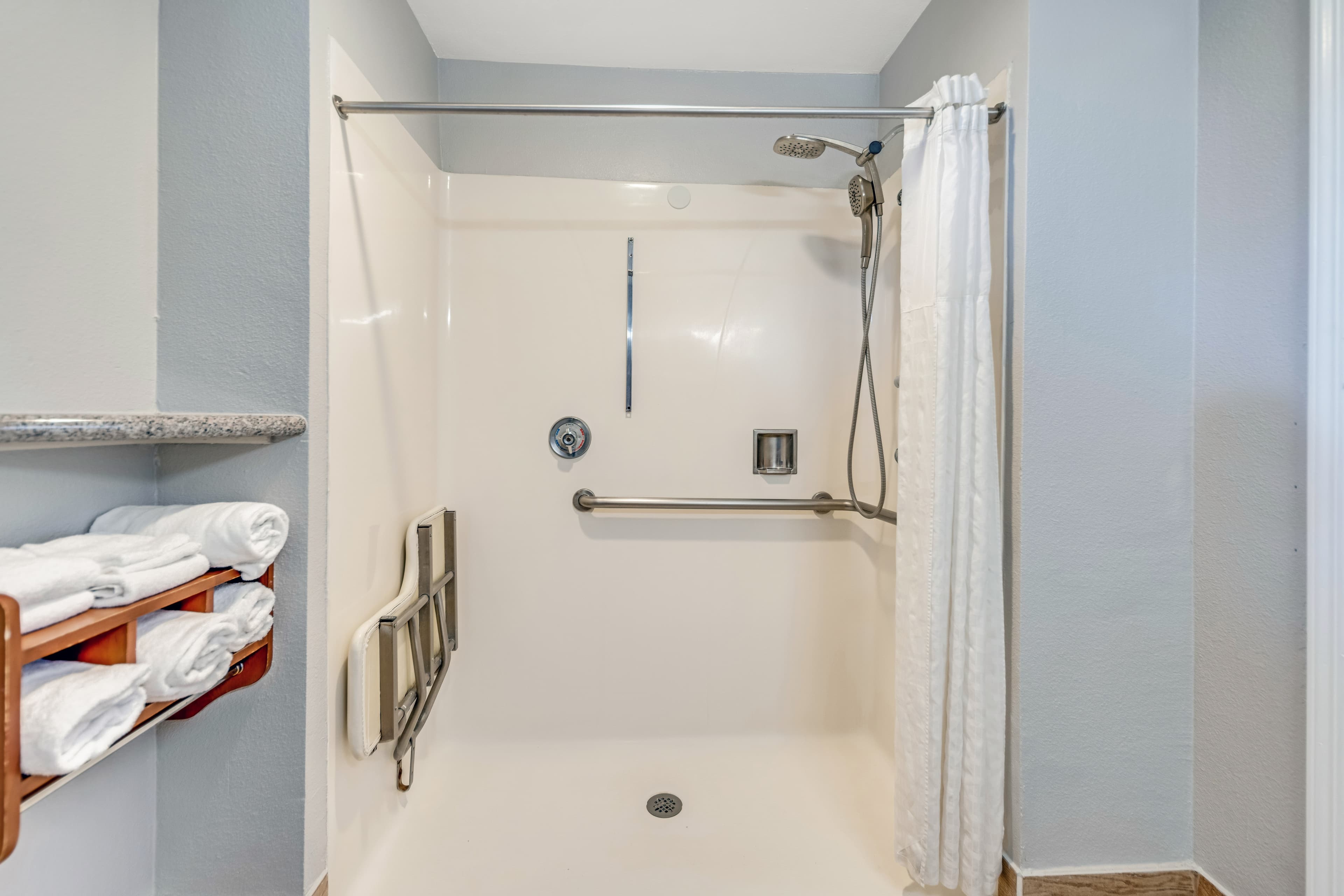 Quality Inn Santa Cruz Downtown Area — 6