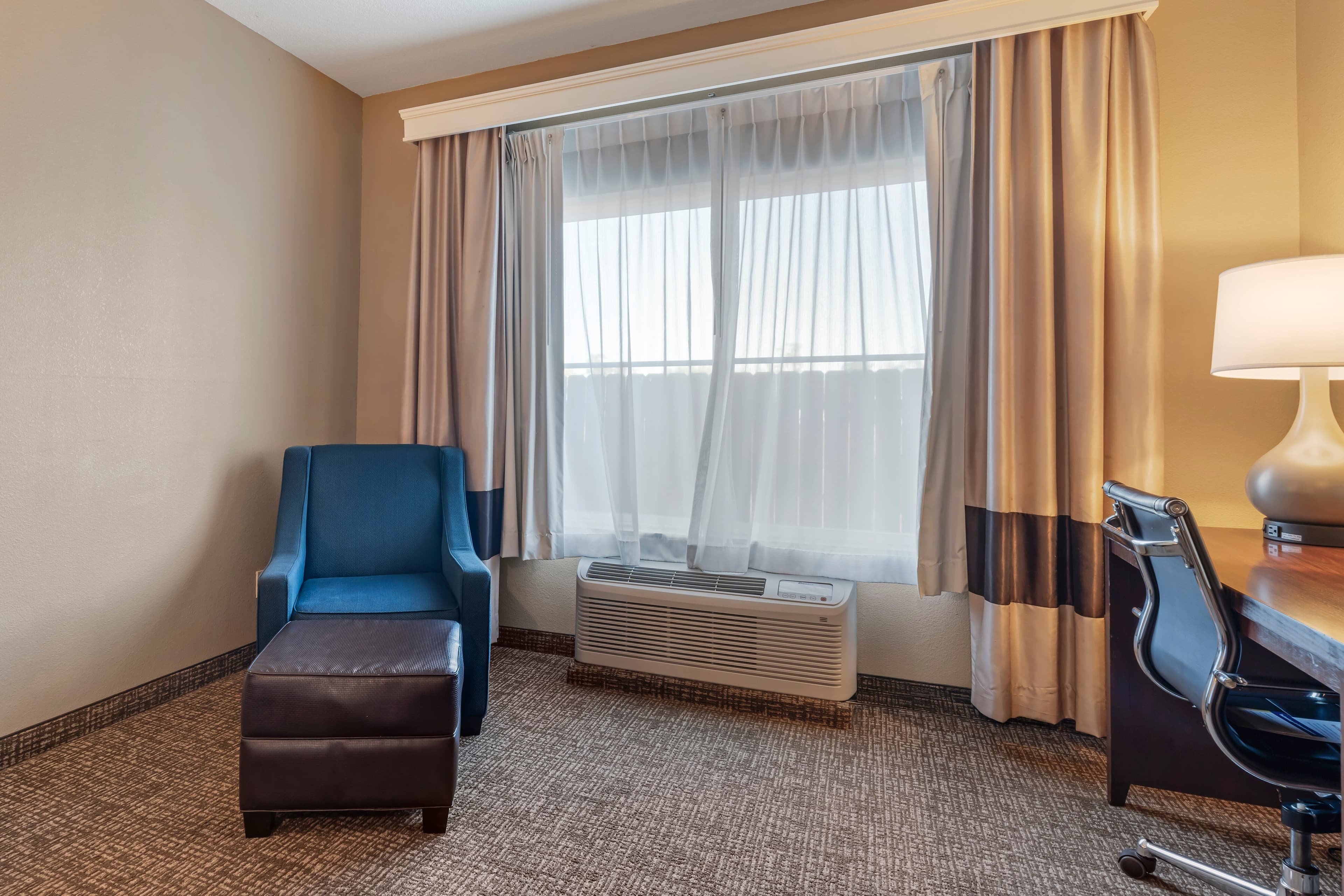 Comfort Inn Lathrop Stockton Airport - Image 2