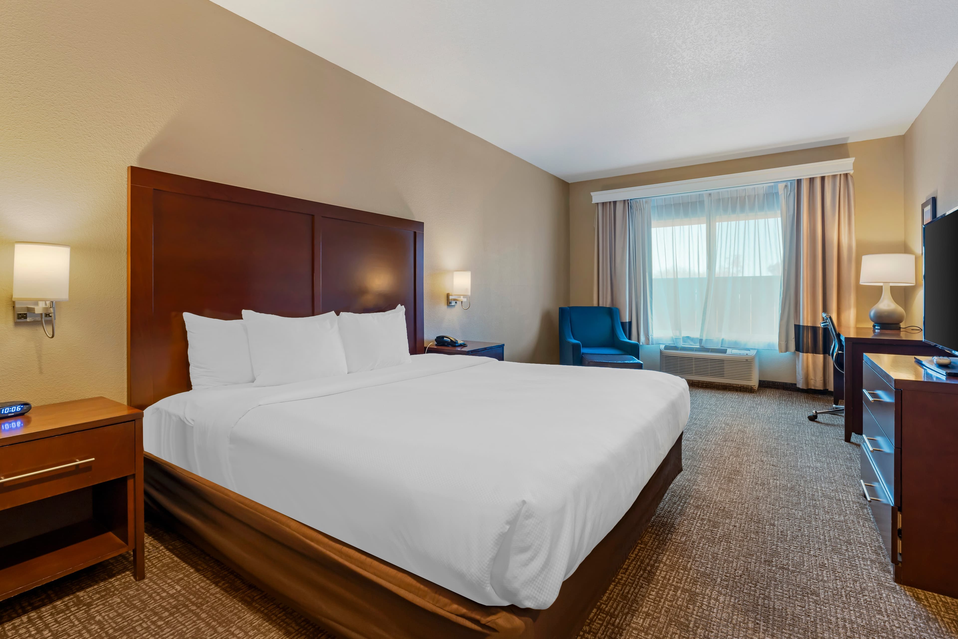 Comfort Inn Lathrop Stockton Airport - Image 3
