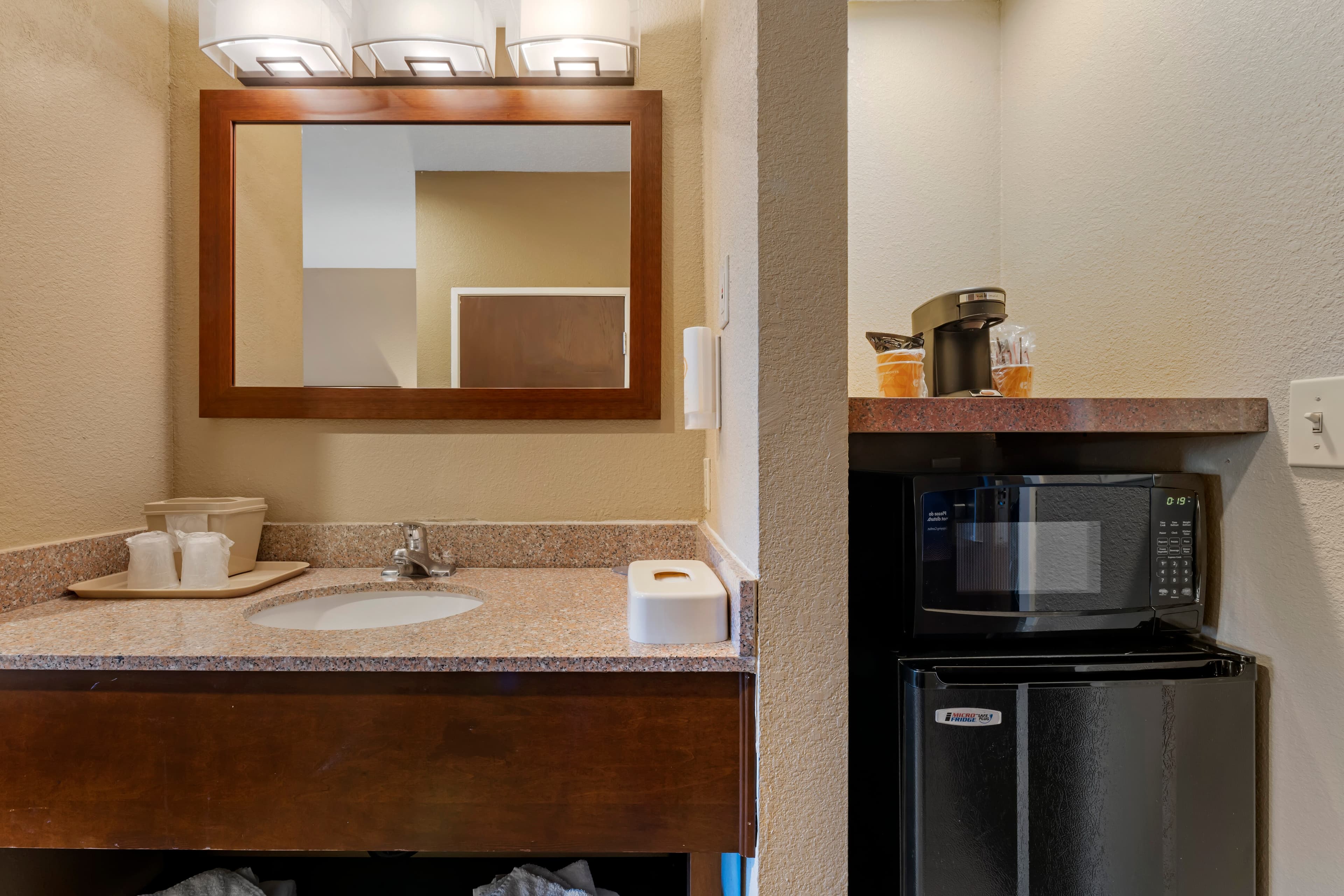 Comfort Inn Lathrop Stockton Airport — 13