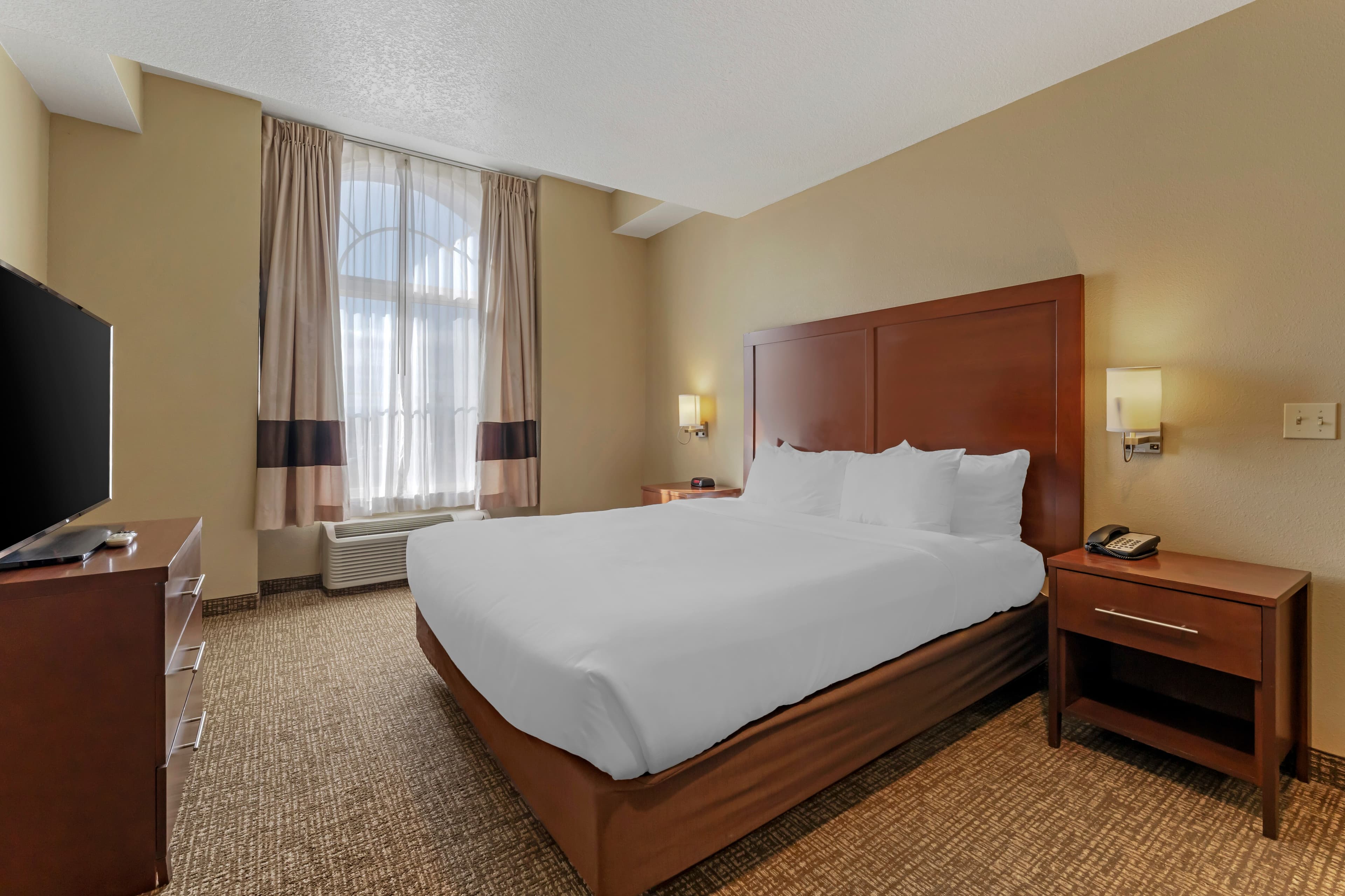 Comfort Inn Lathrop Stockton Airport - Image 4