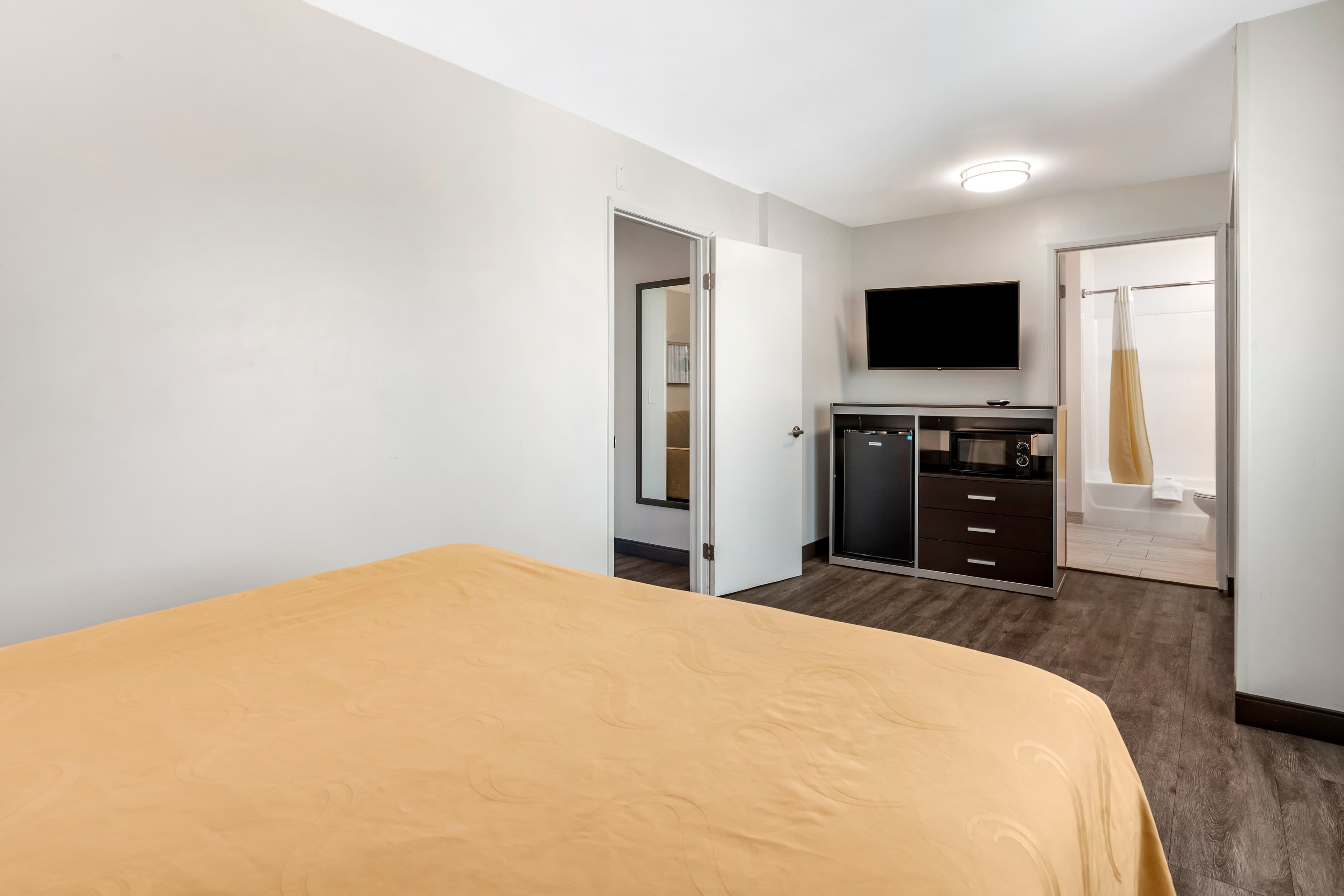 Quality Inn Burbank Airport — 24
