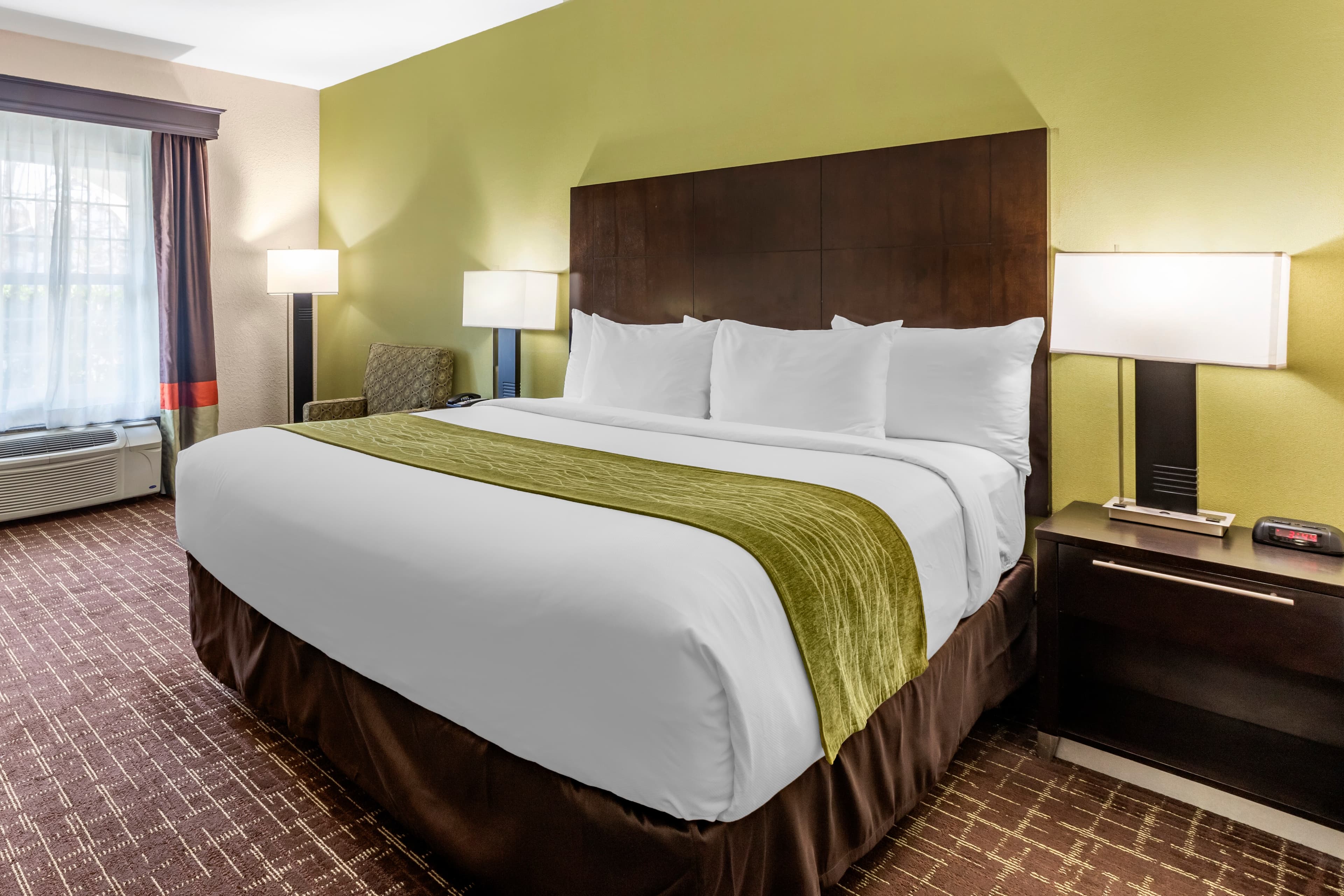 Comfort Inn San Diego Old Town - Image 1