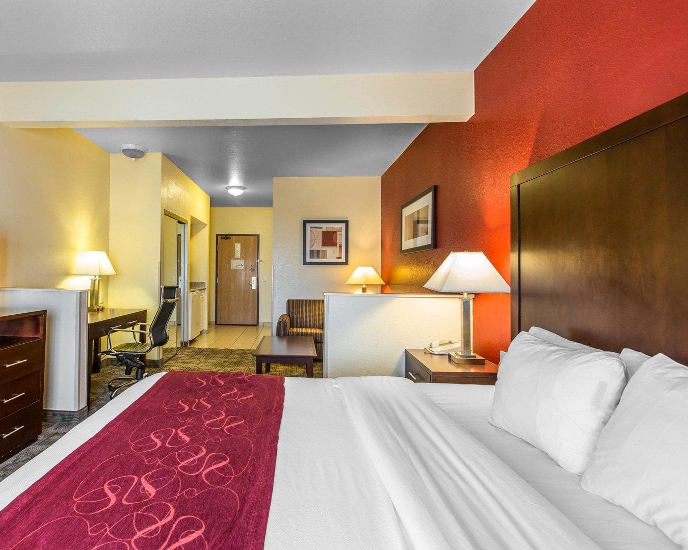 Comfort Suites Palm Desert I-10 - Image 4