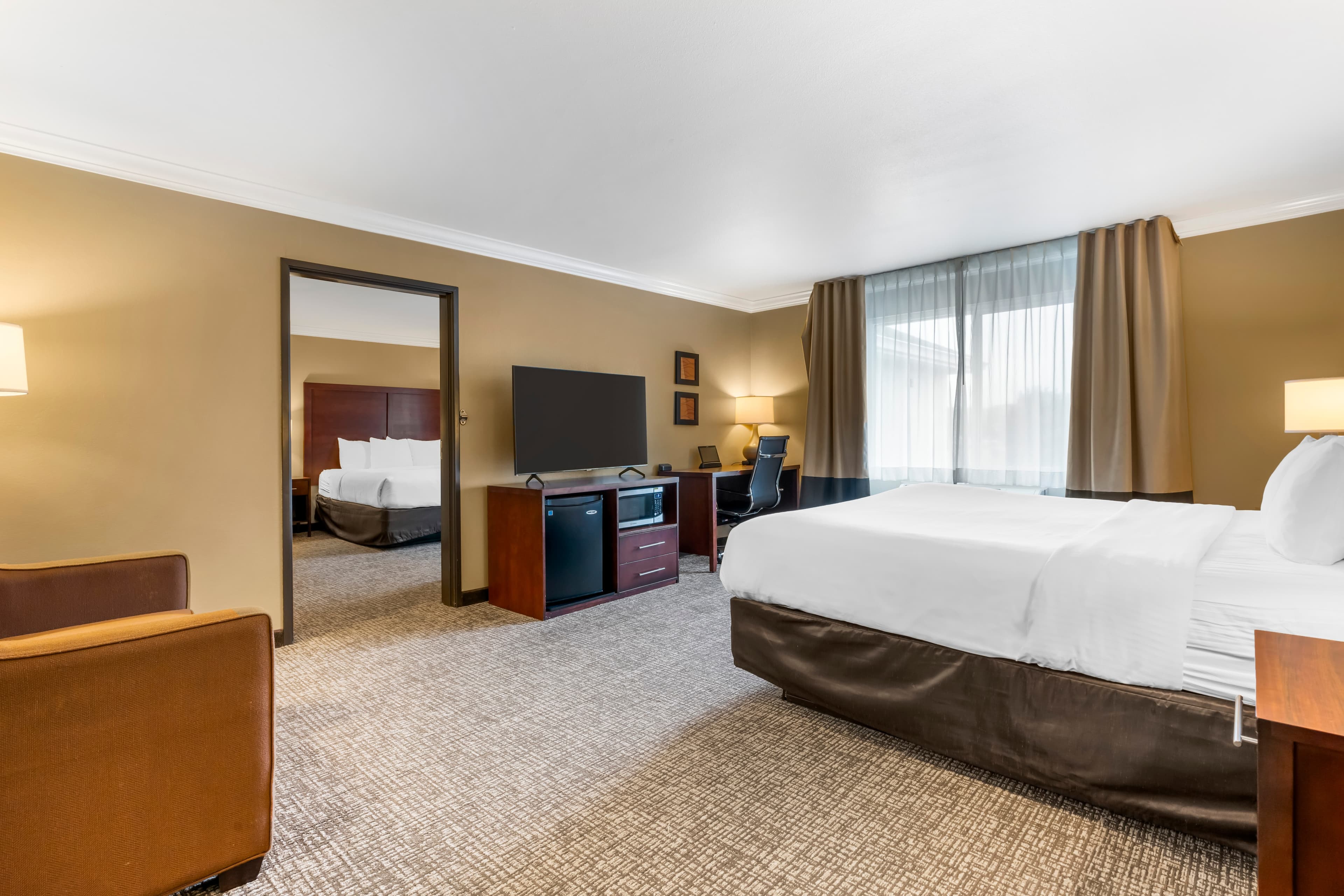 Comfort Inn & Suites Redwood Country — 34