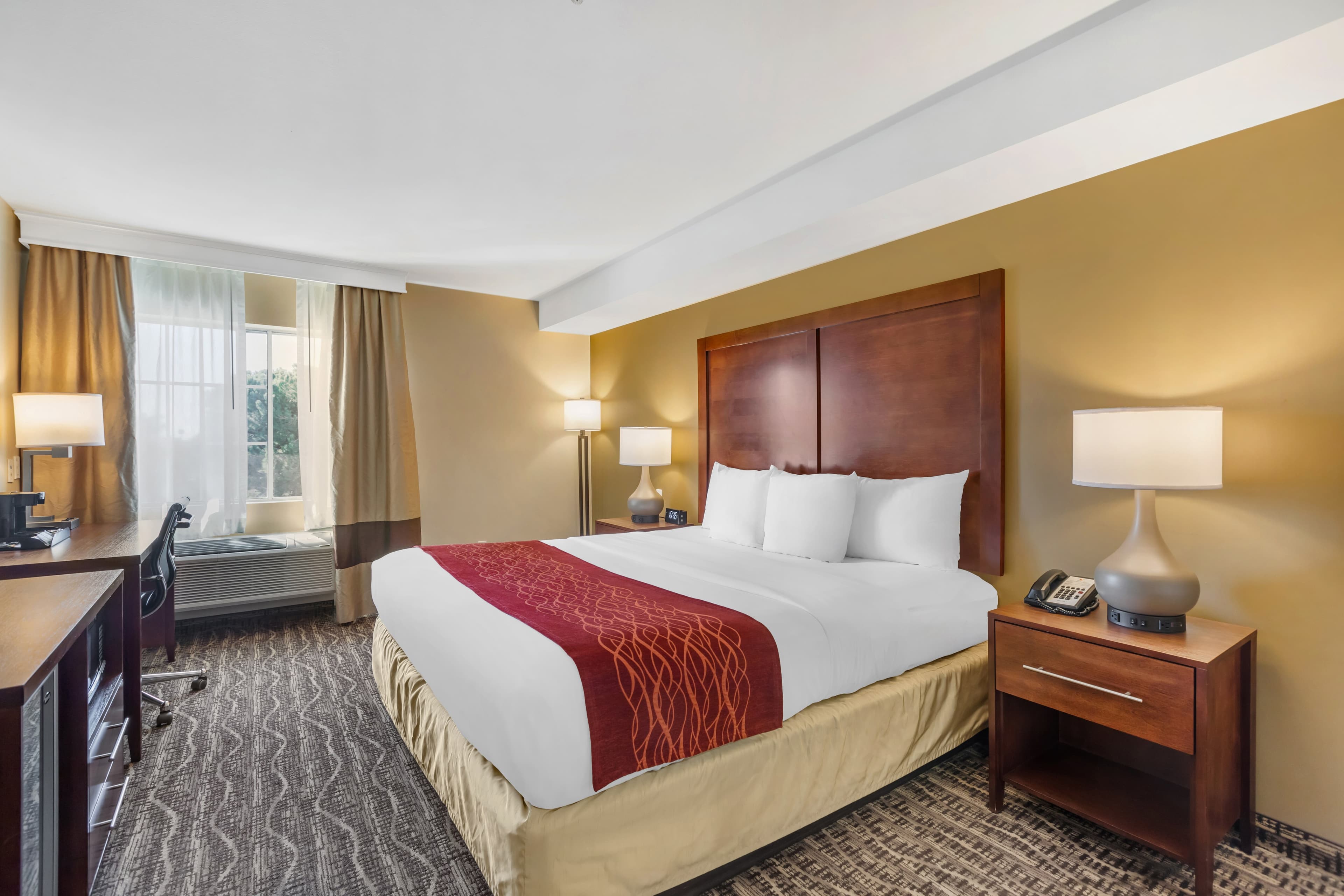 Comfort Inn Monterey Park - Los Angeles - Image 4