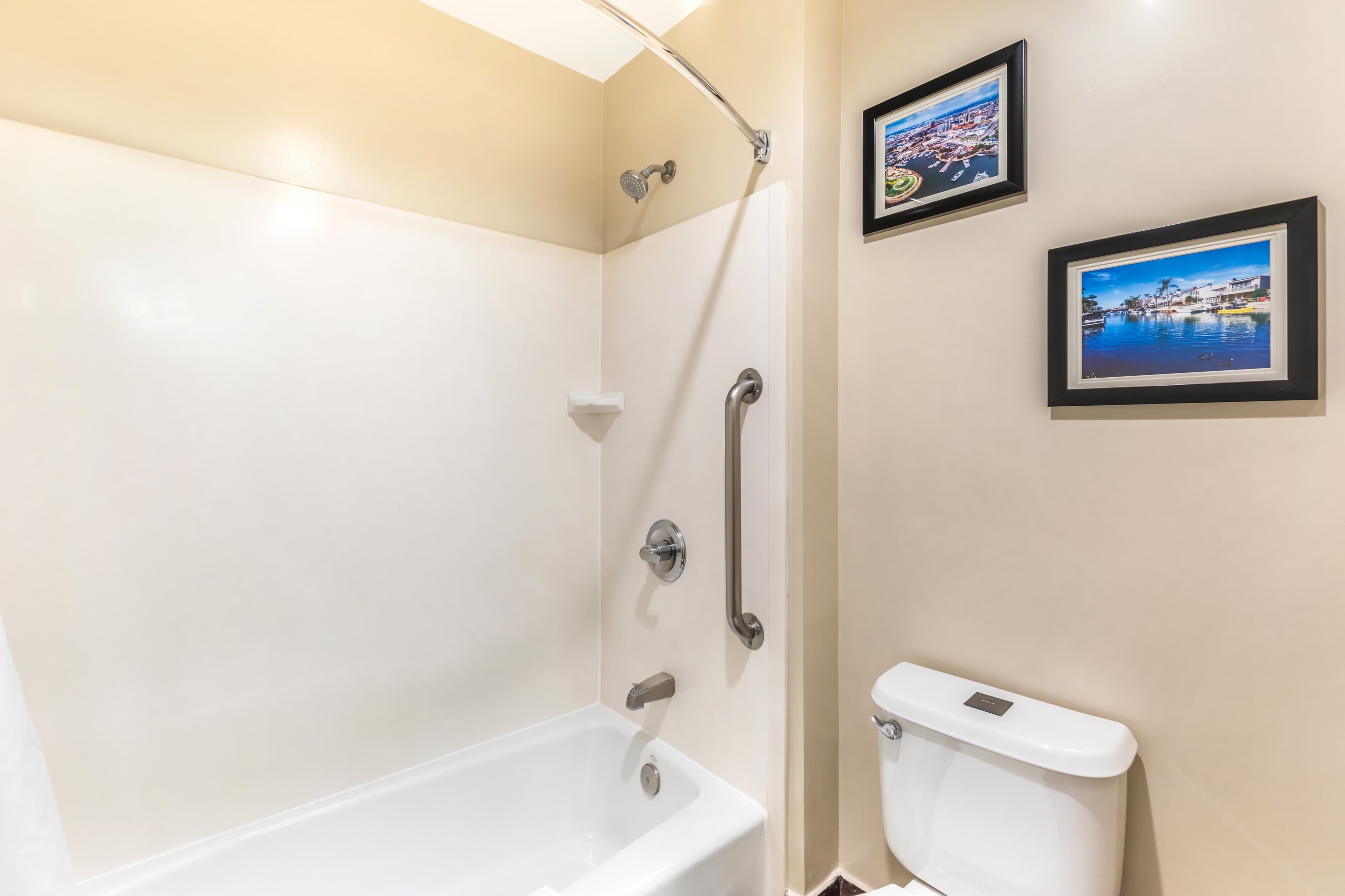 Comfort Inn Monterey Park - Los Angeles — 6