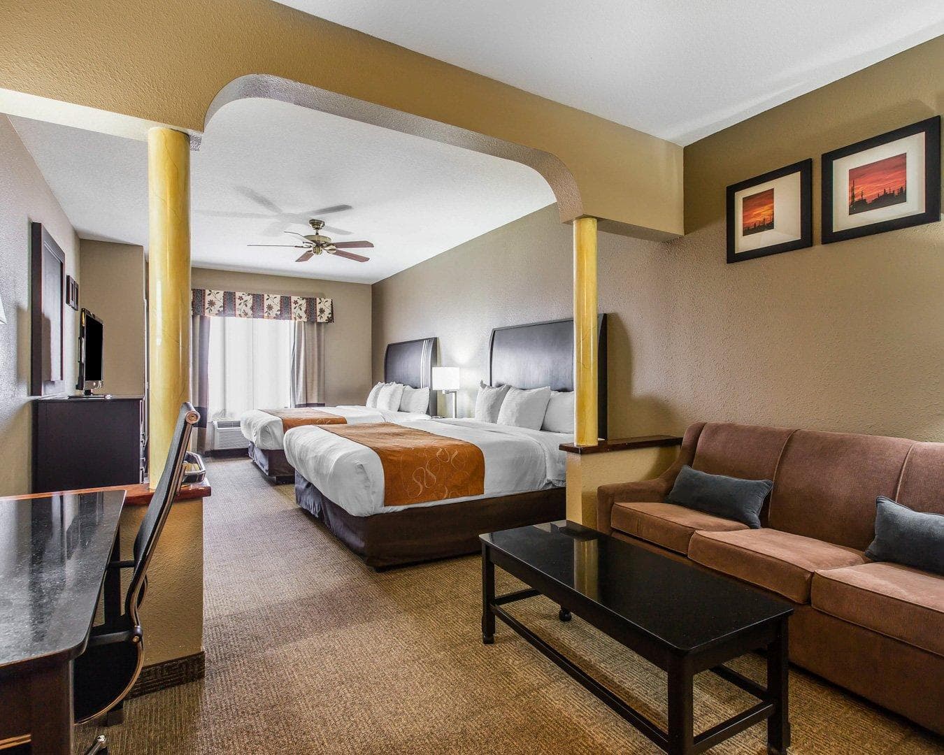 Comfort Suites Bakersfield — 13