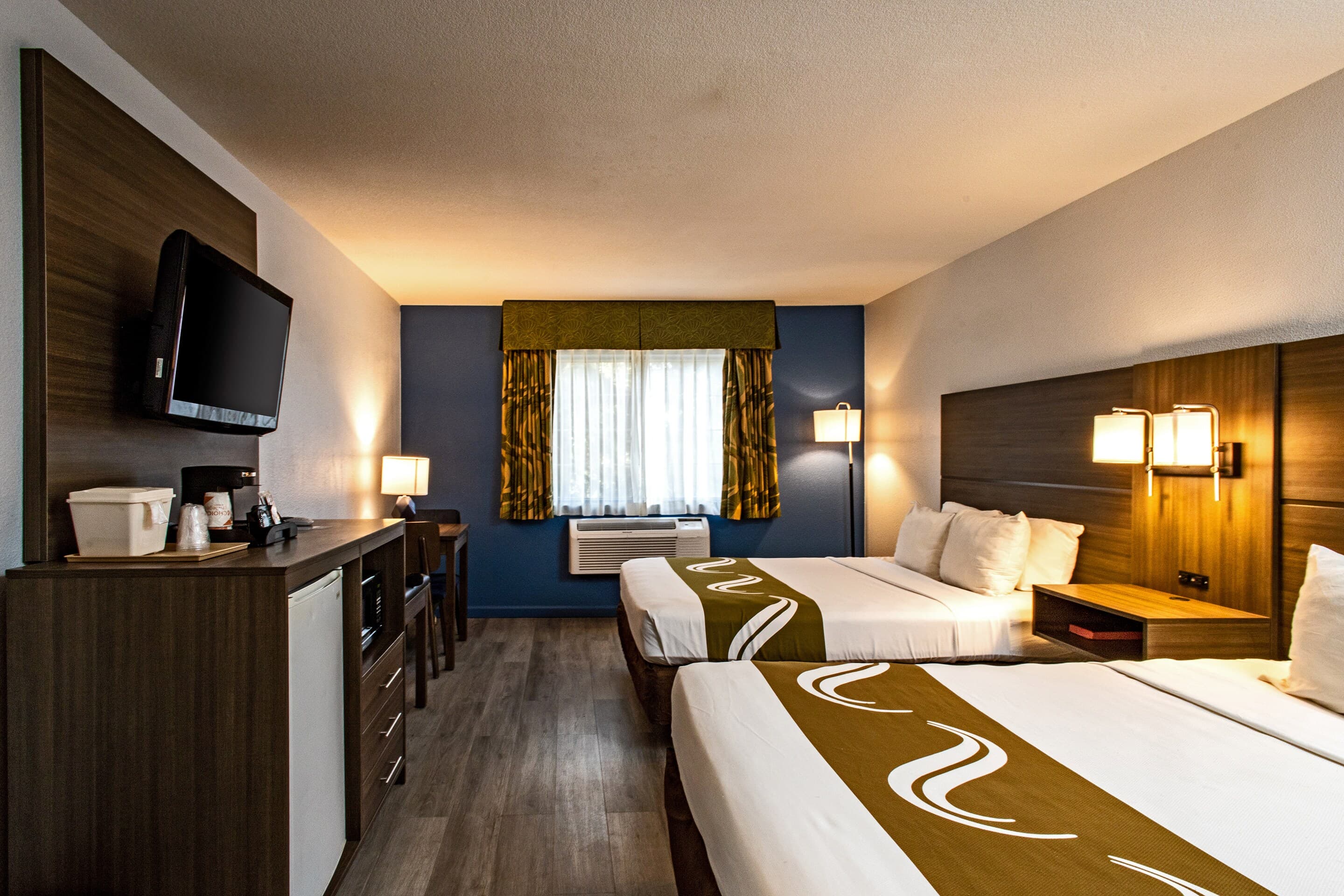 Quality Inn & Suites Tulare — 6