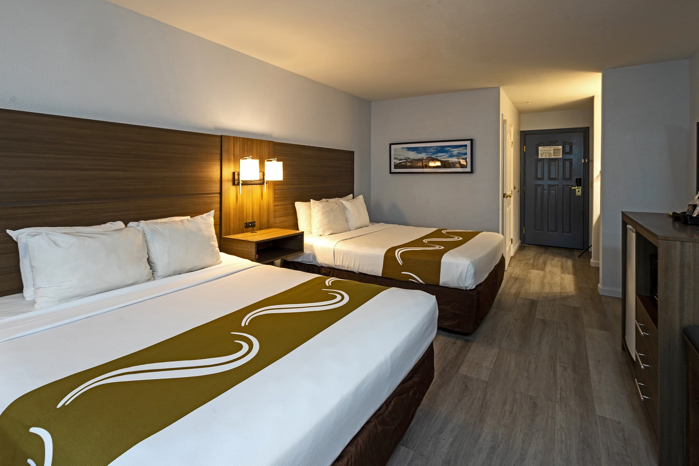Quality Inn & Suites Tulare — 7