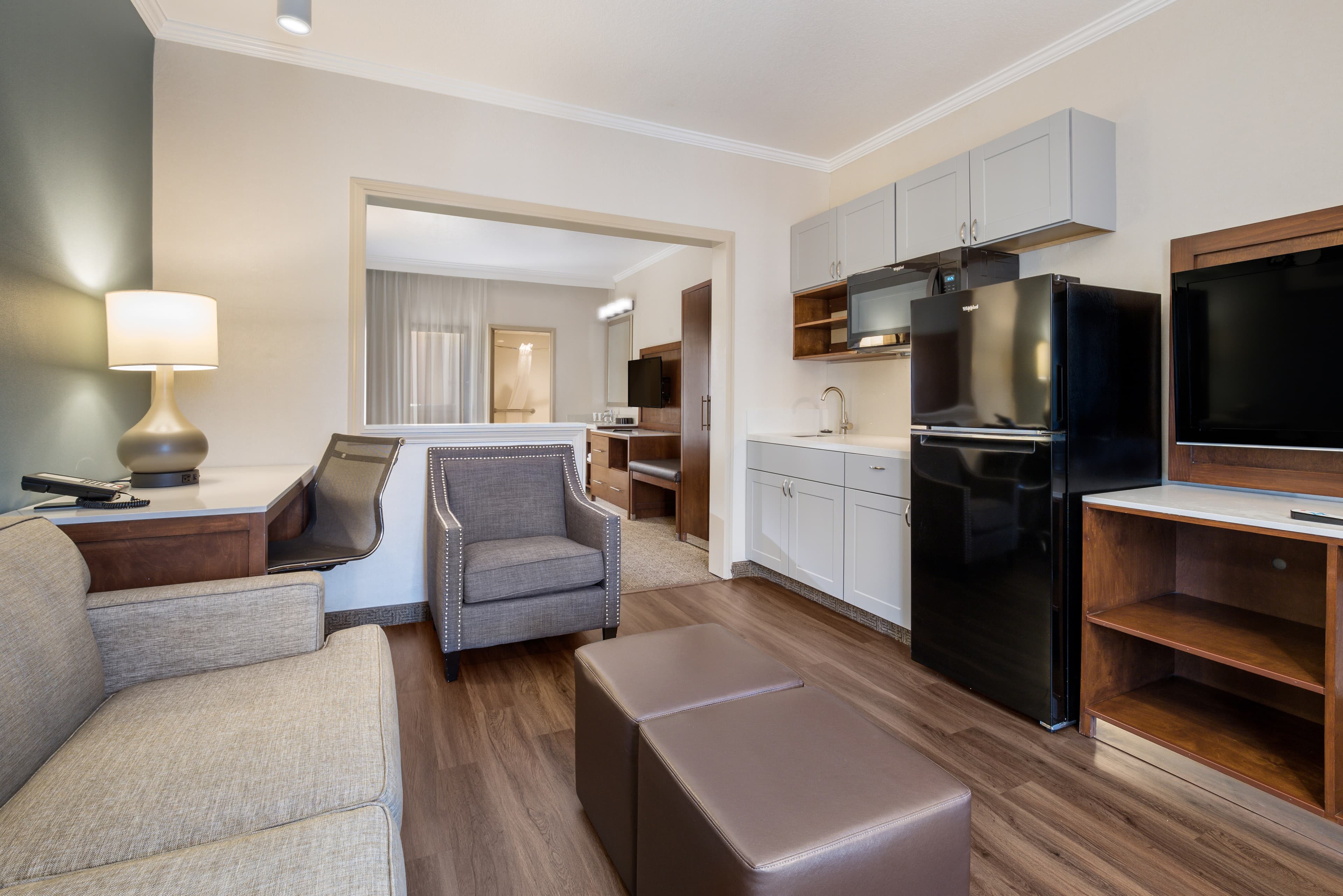 MainStay Suites Orange County John Wayne Airport — 13