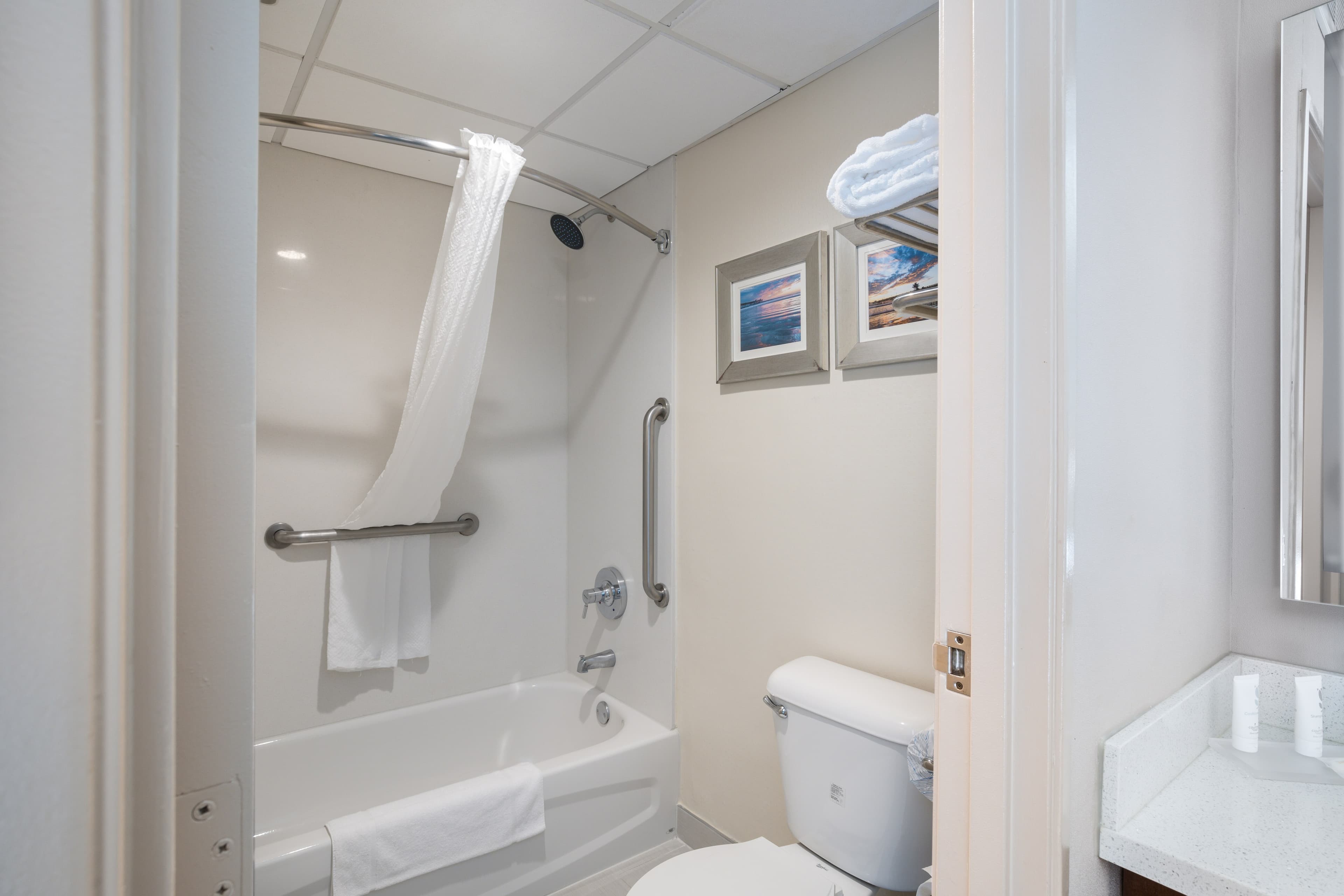 MainStay Suites Orange County John Wayne Airport — 20