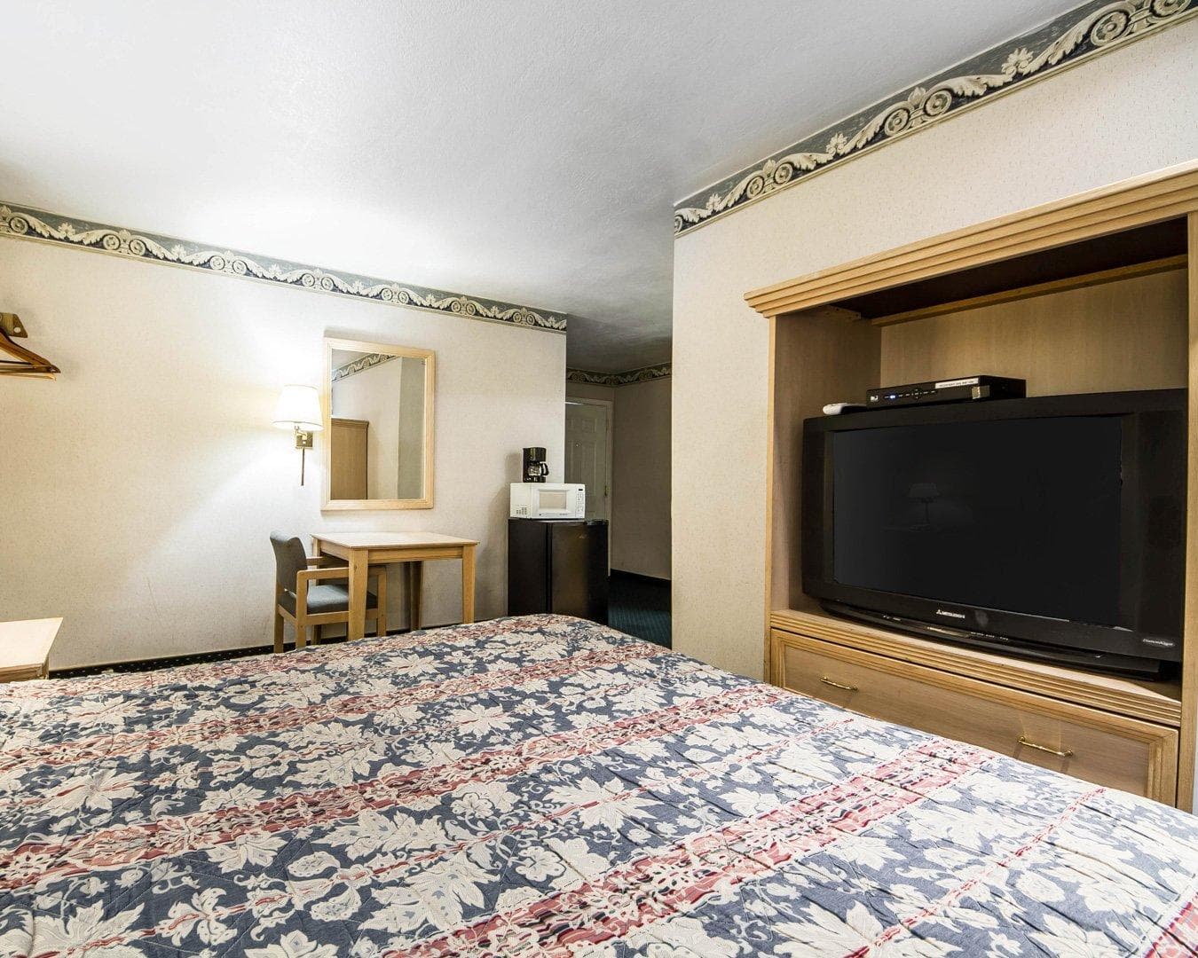 Rodeway Inn Monterey Near Fairgrounds - Image 4