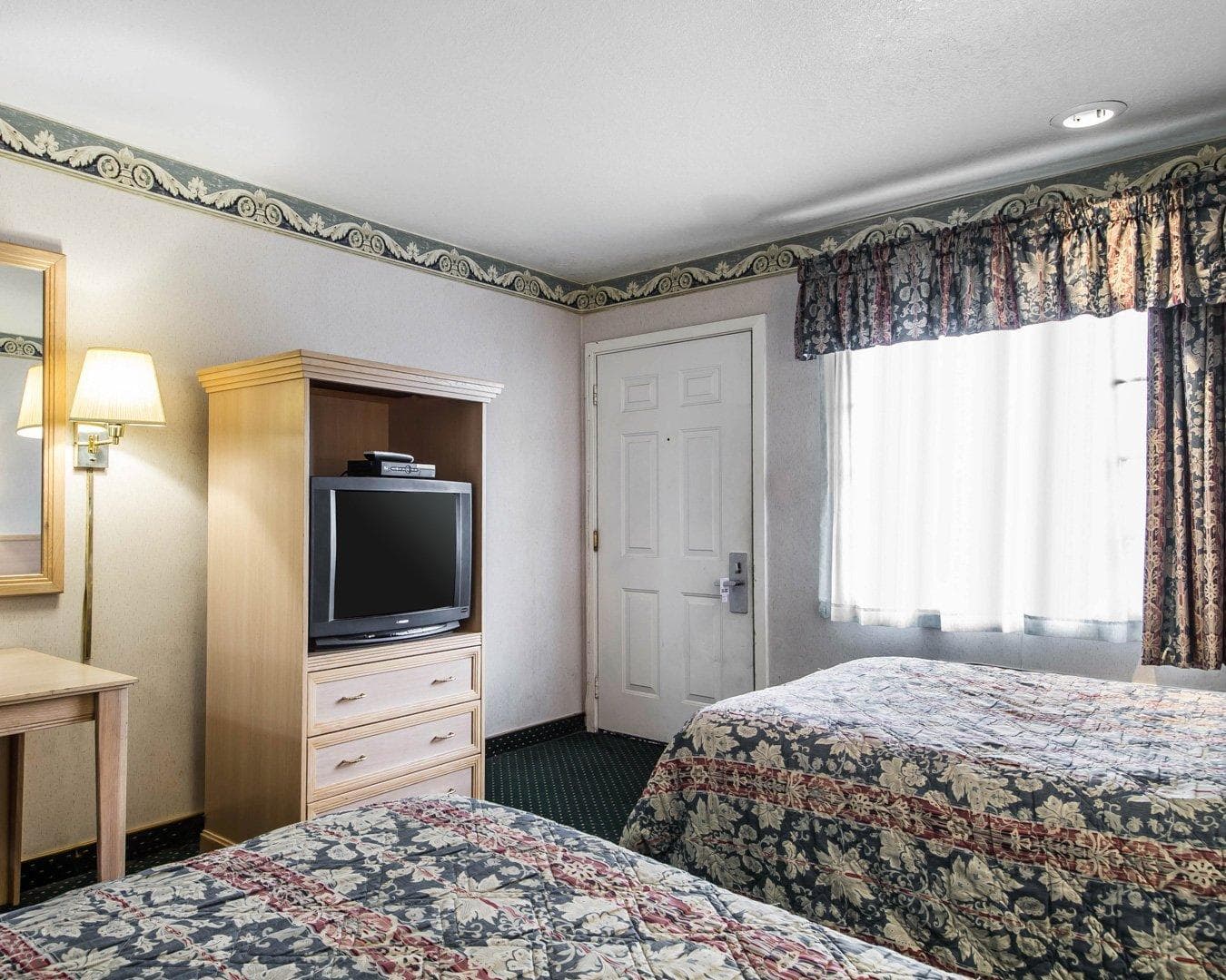 Rodeway Inn Monterey Near Fairgrounds — 8