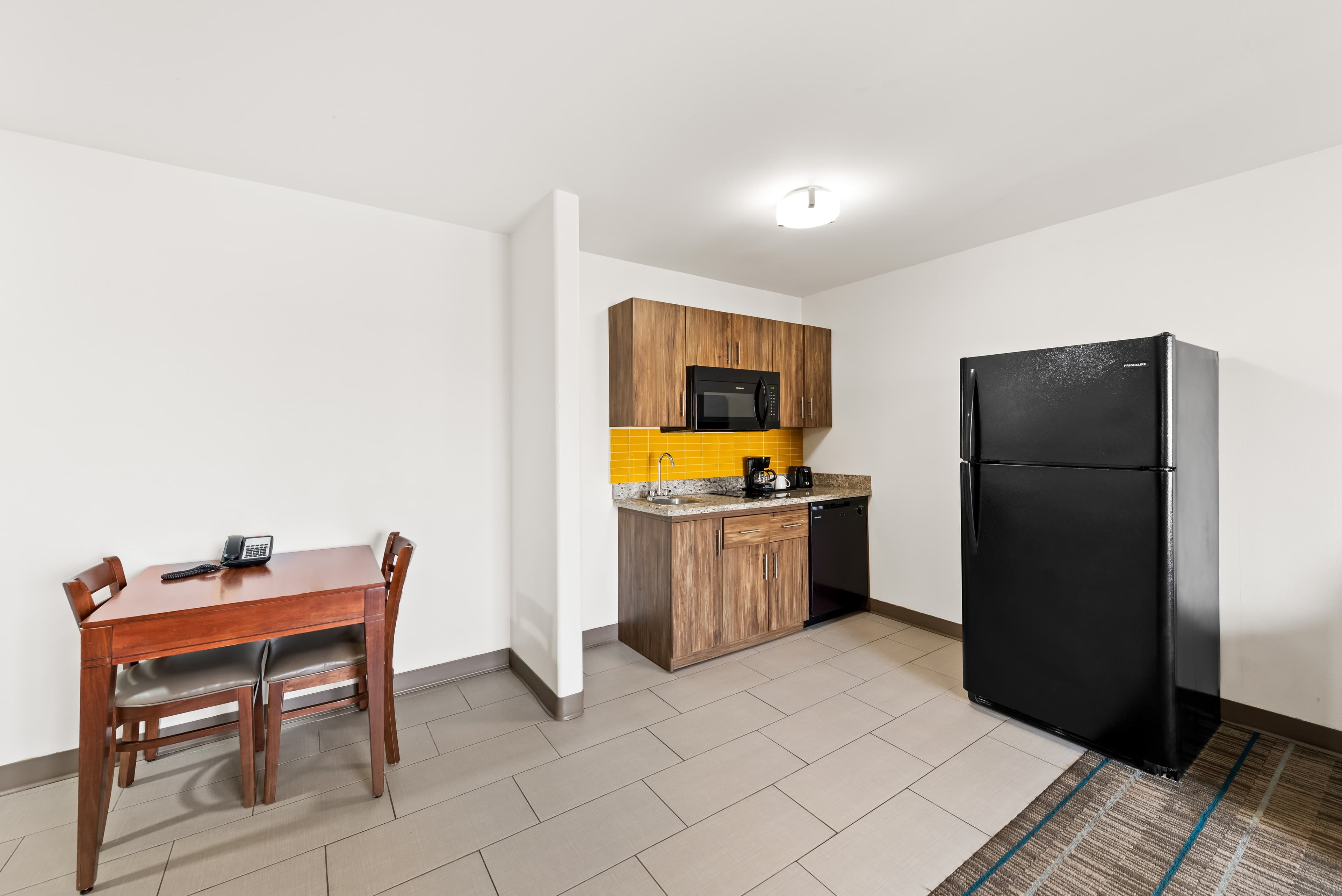 MainStay Suites El Centro I-8 — 6