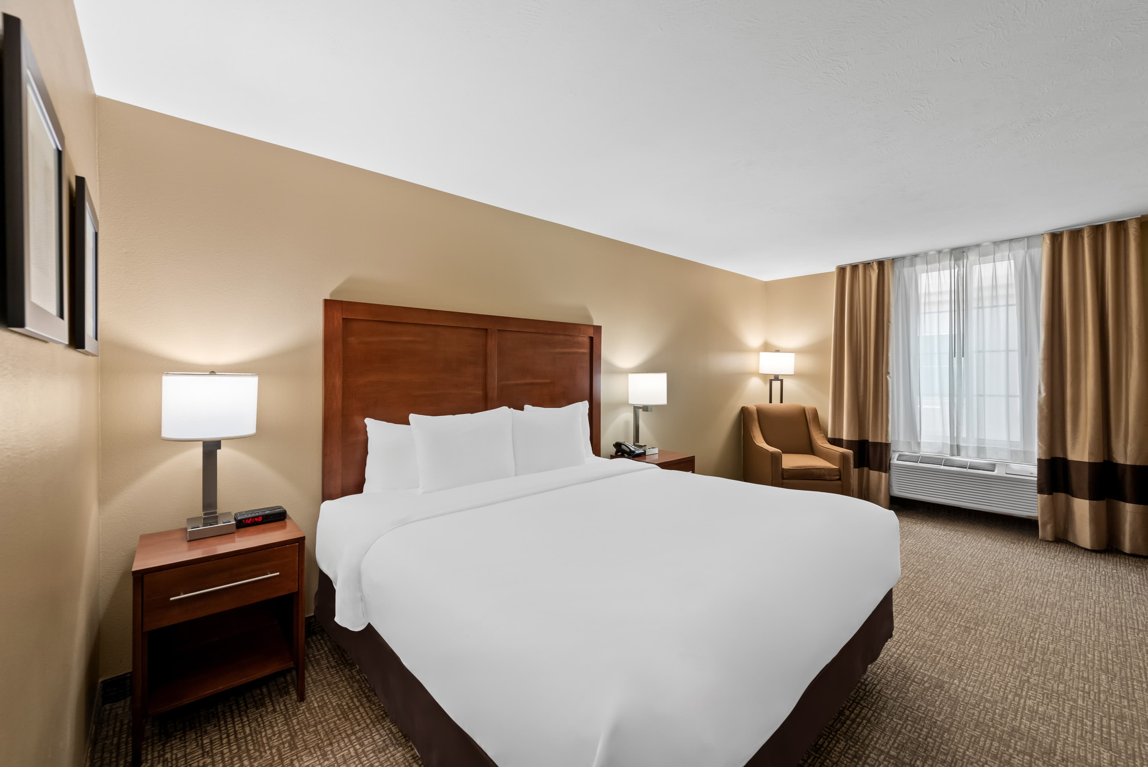 Comfort Inn & Suites El Centro I-8 - Image 2