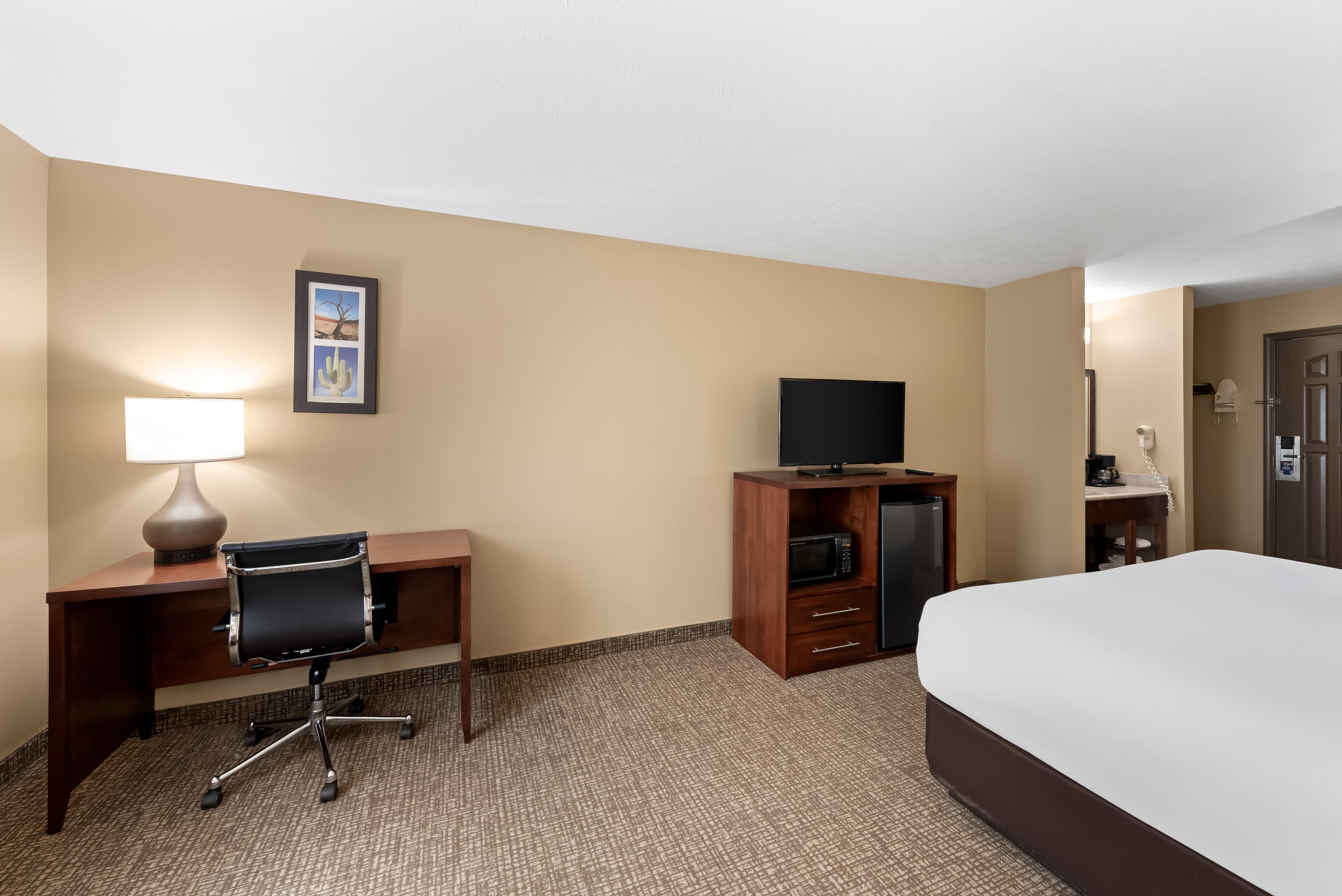Comfort Inn & Suites El Centro I-8 — 7