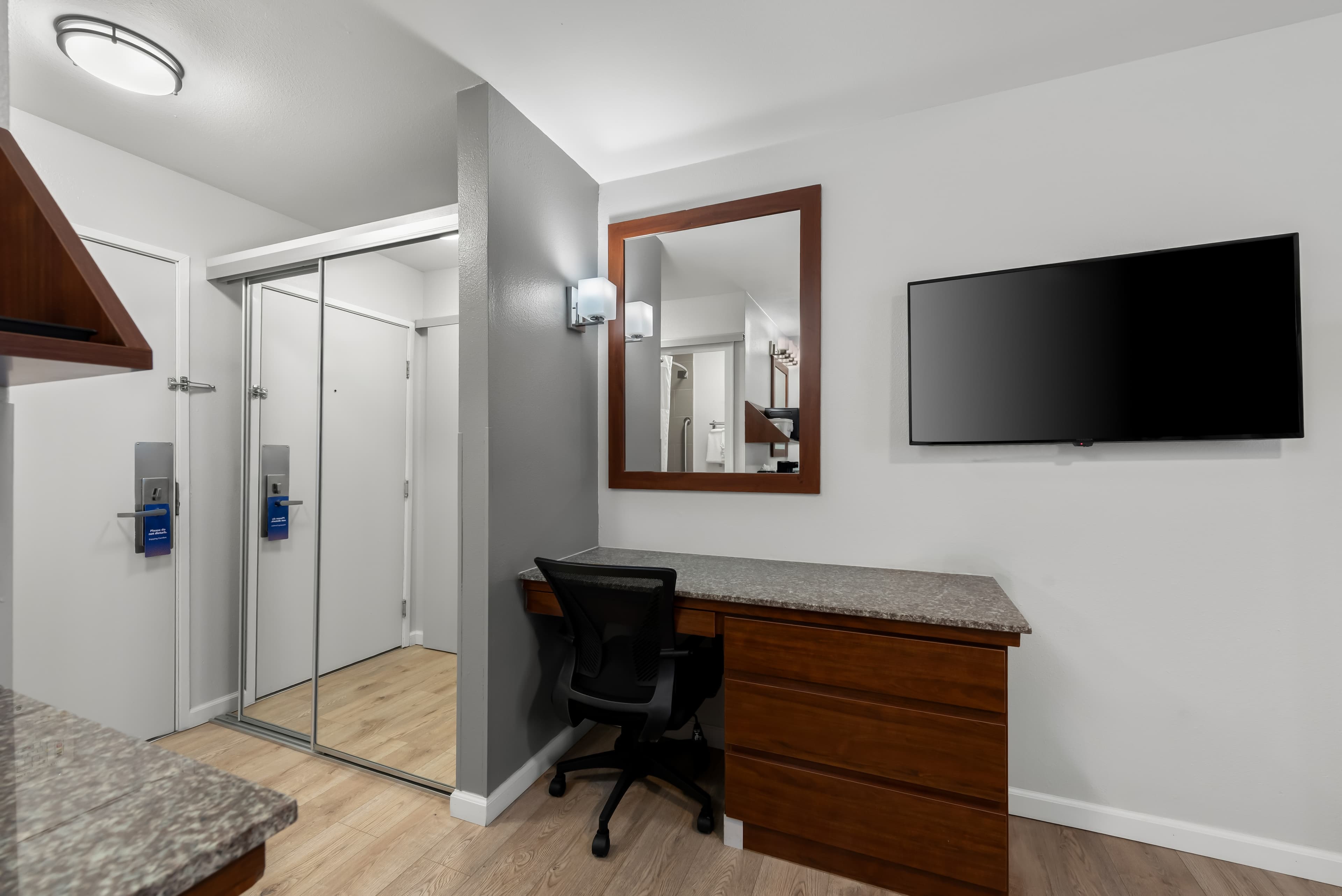 Comfort Inn Gaslamp Convention Center - Image 4
