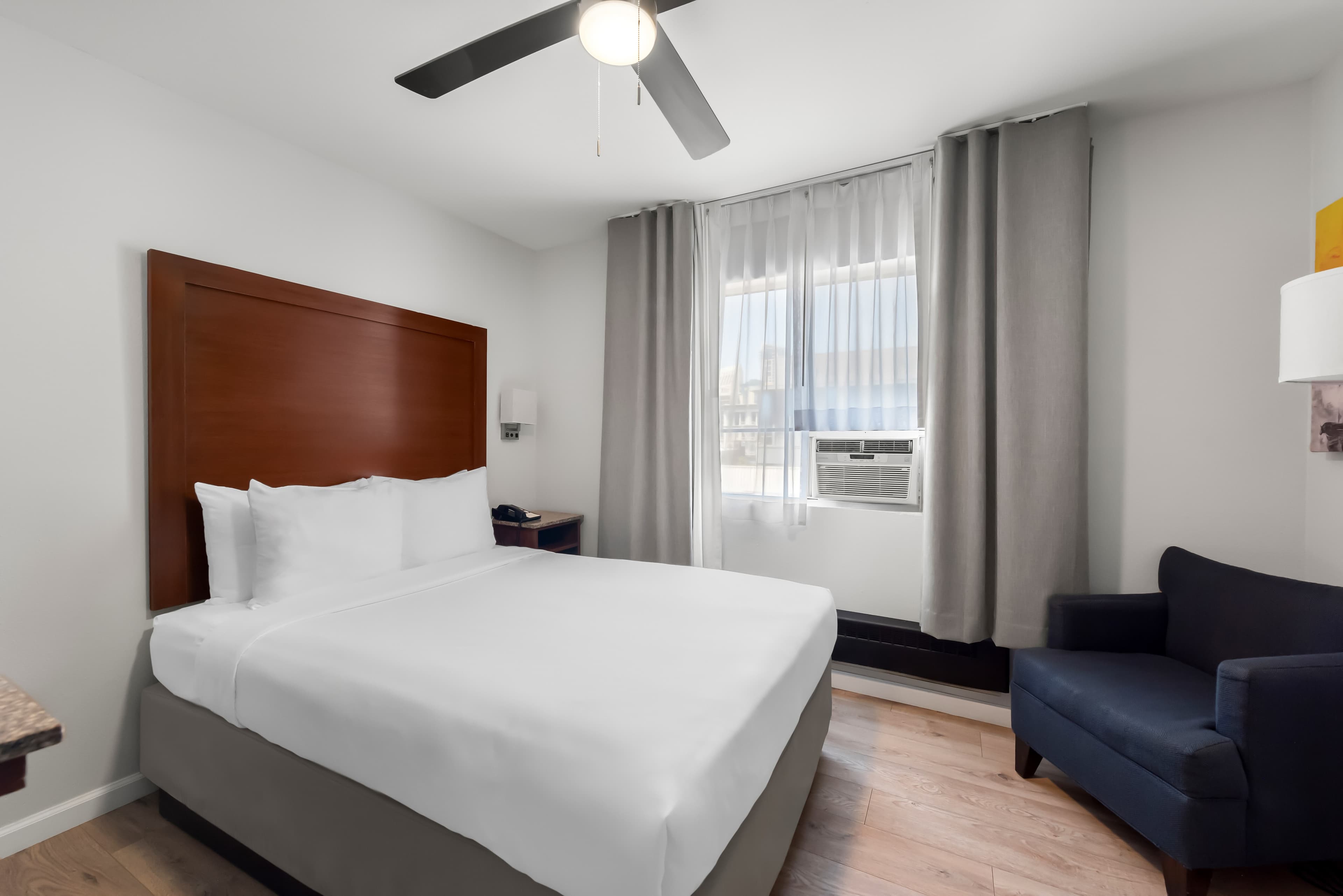 Comfort Inn Gaslamp Convention Center — 17