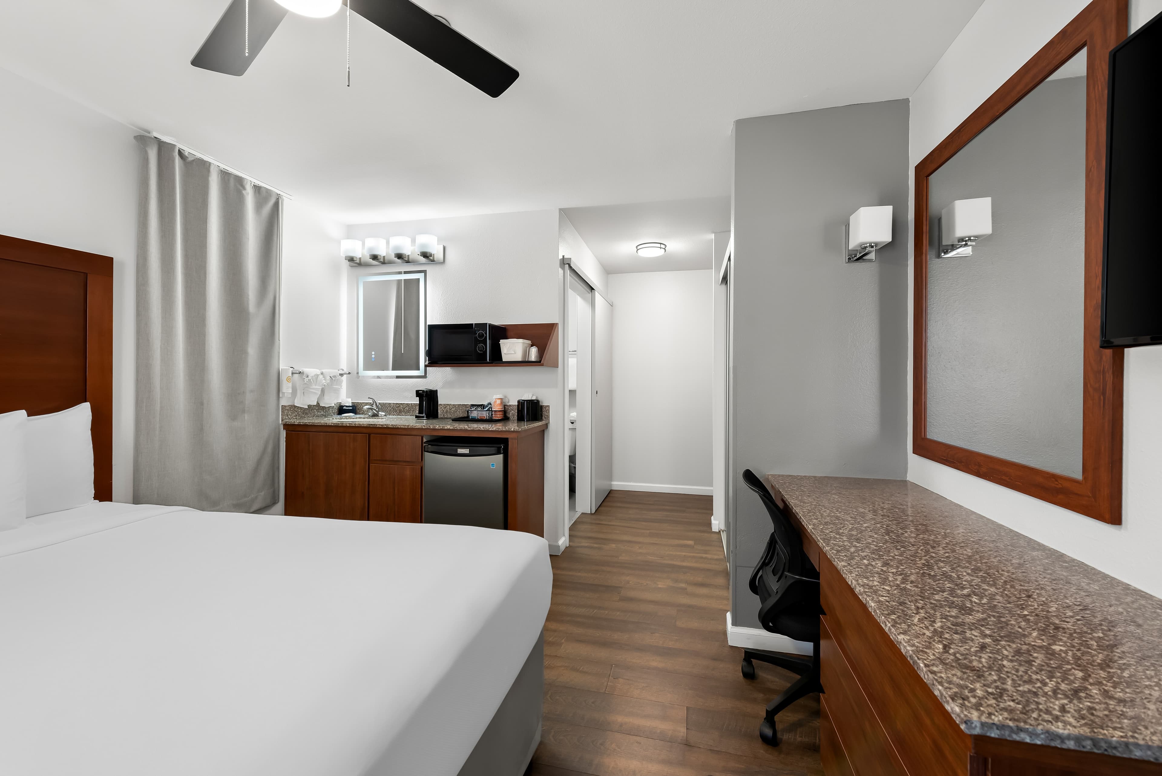 Comfort Inn Gaslamp Convention Center — 21