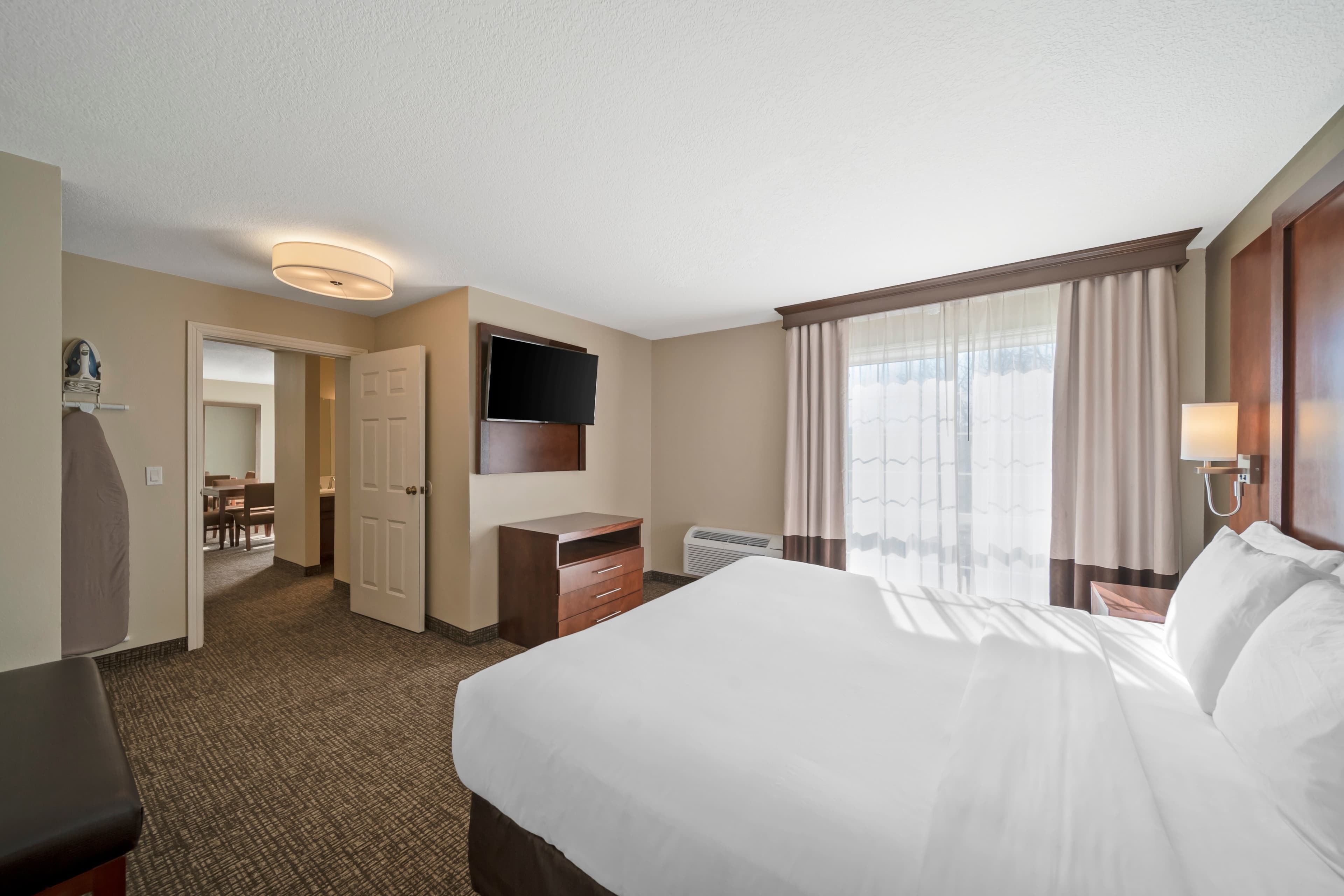 Comfort Suites Red Bluff near I-5 — 22