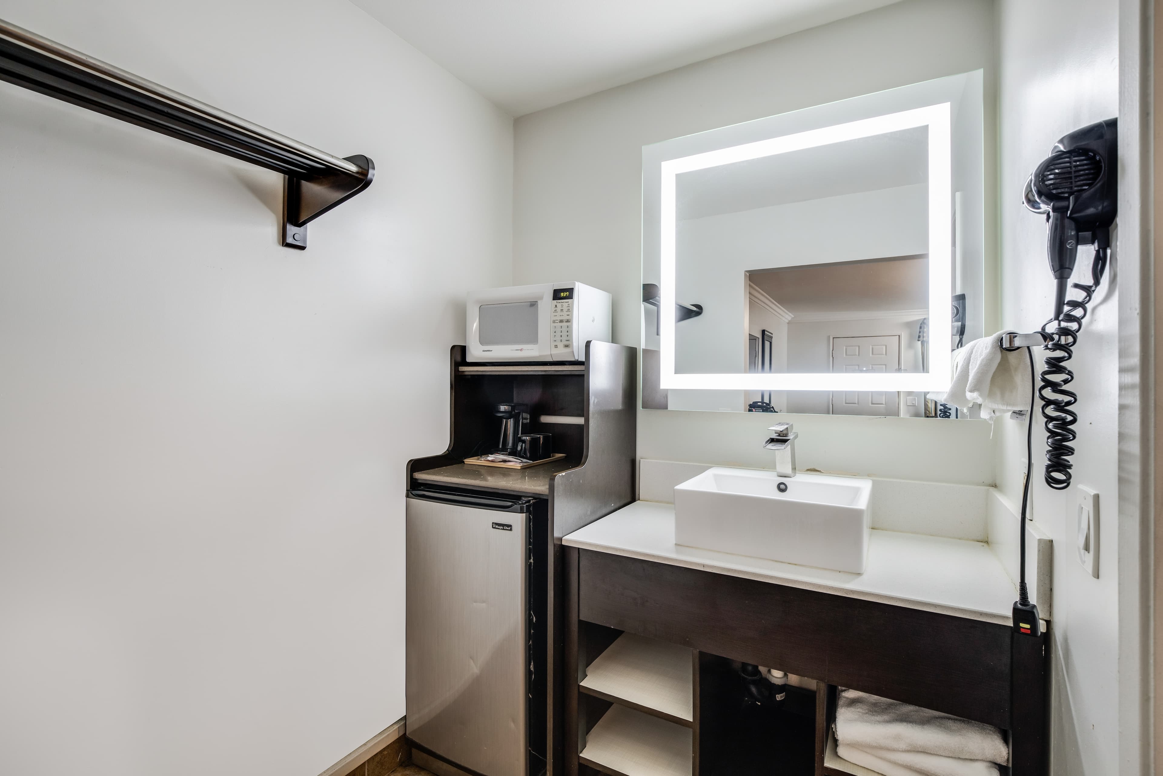 Rodeway Inn Old Town Temecula — 3