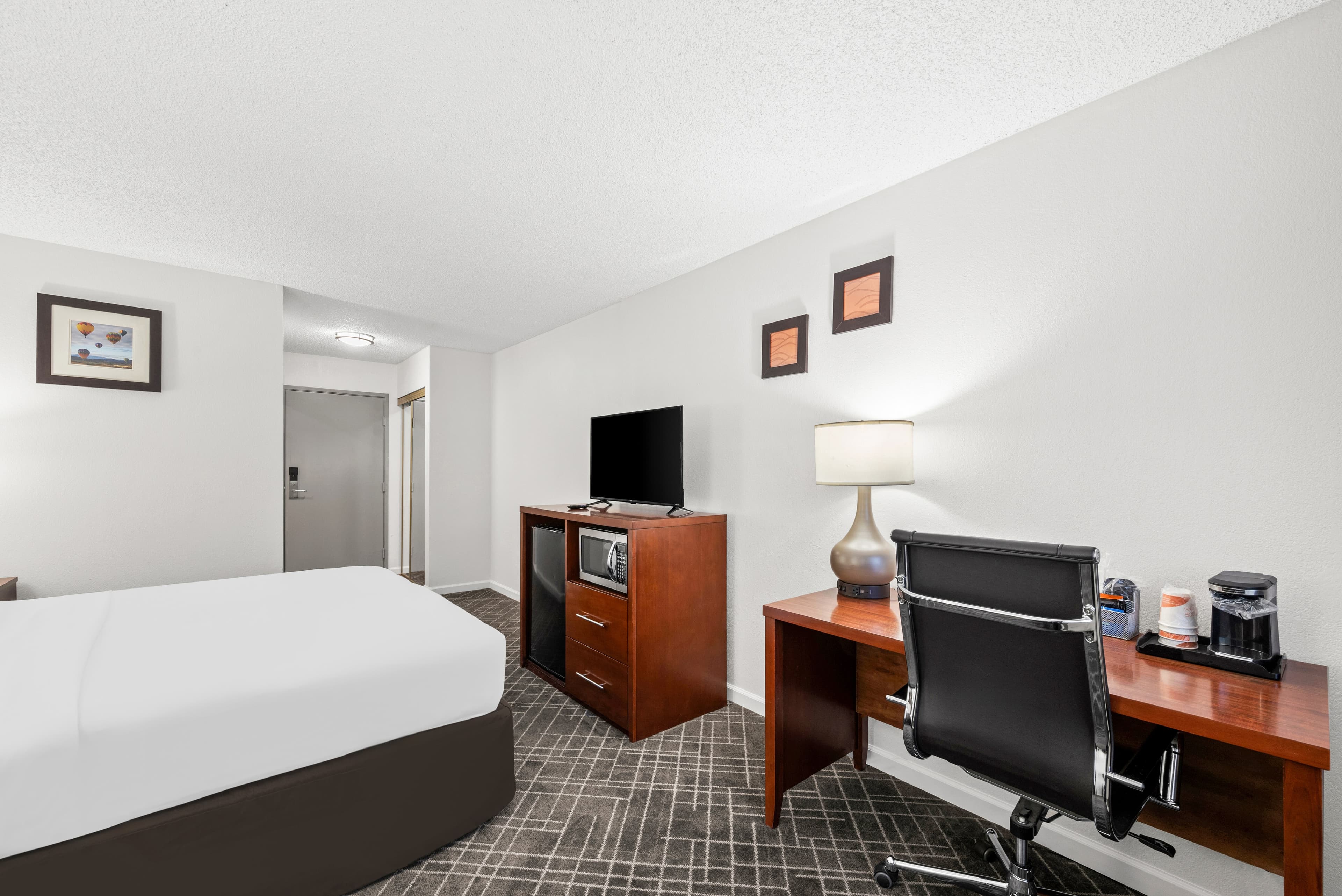 Comfort Inn Yreka I-5 - Image 4