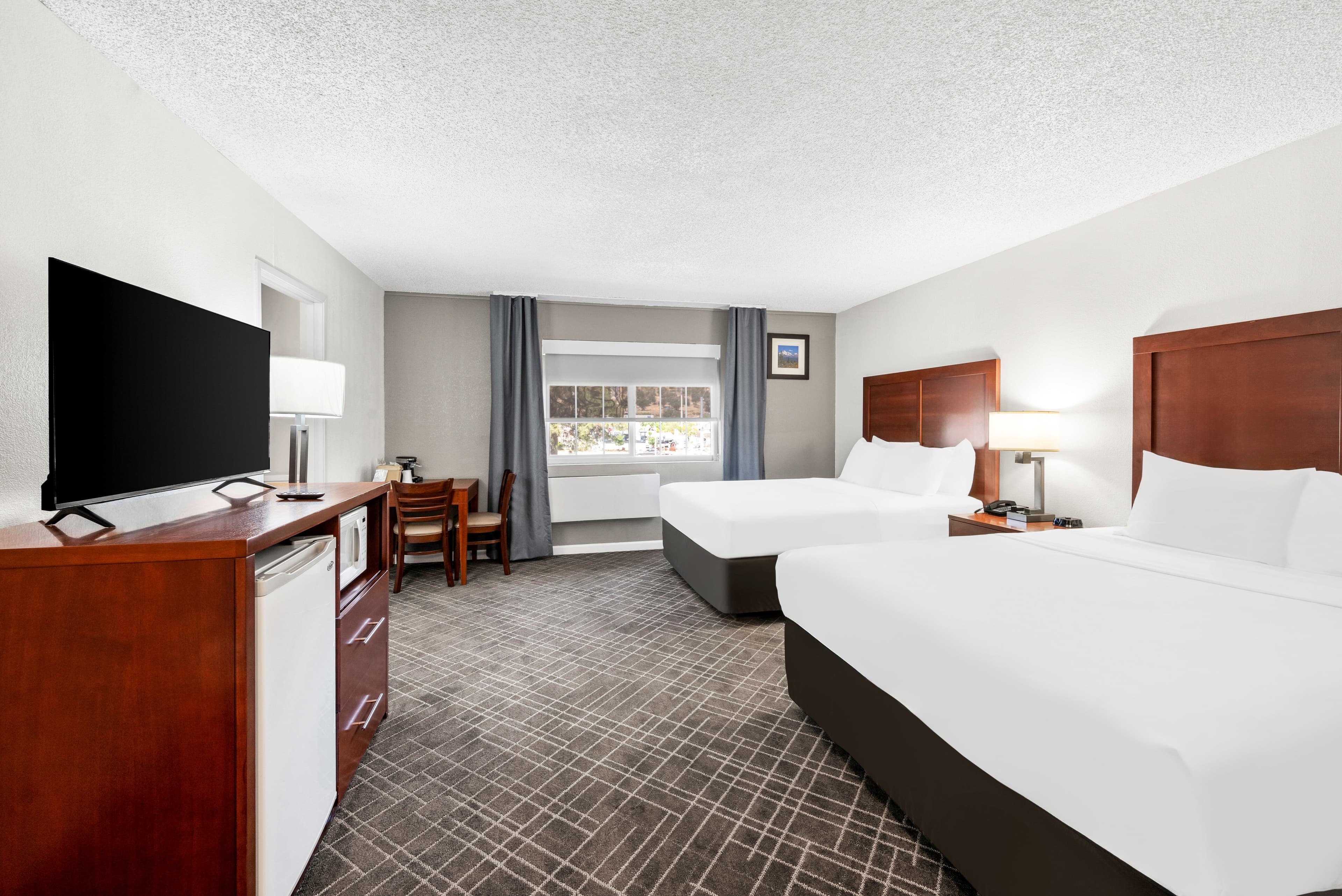 Comfort Inn Yreka I-5 — 13