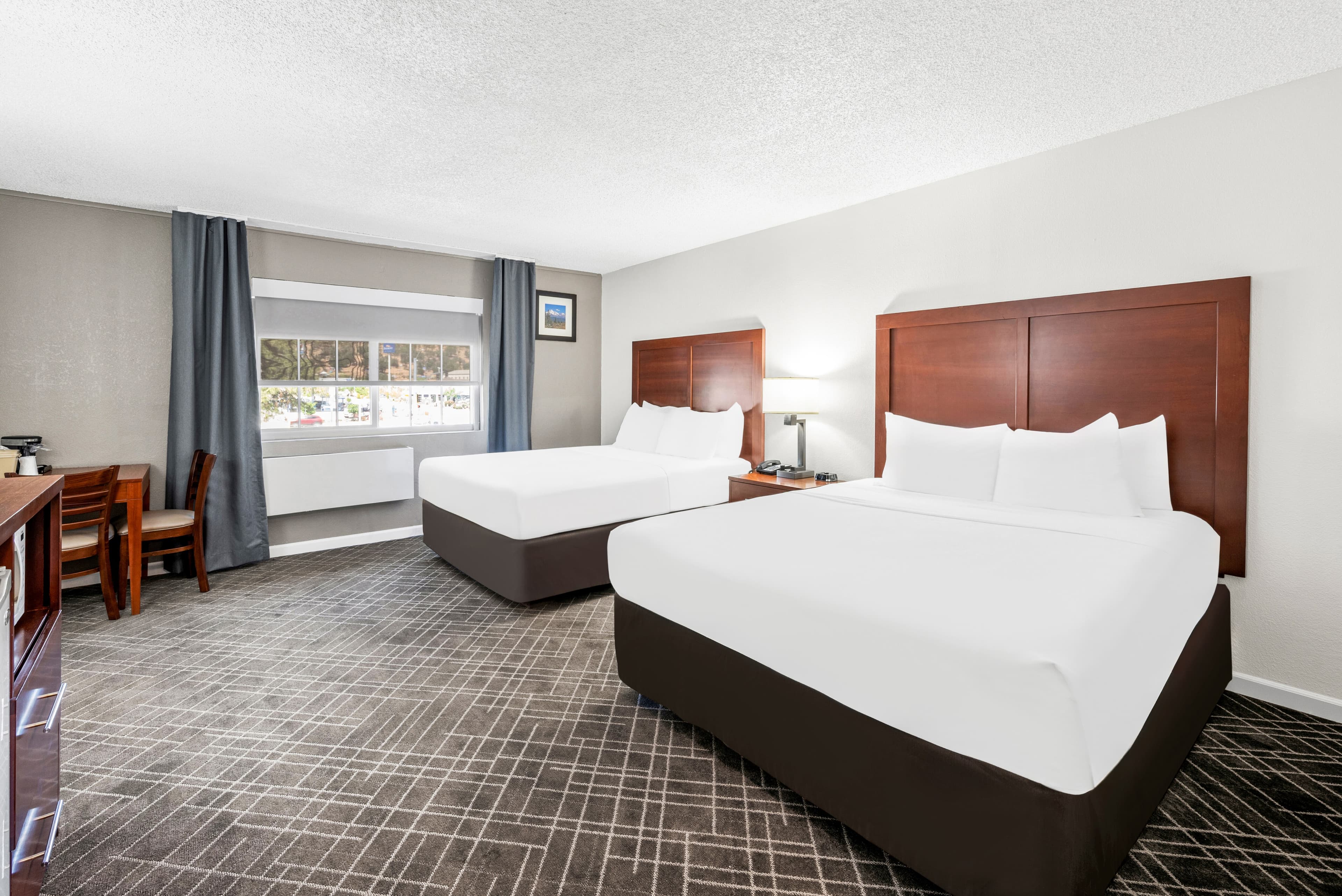 Comfort Inn Yreka I-5 — 14