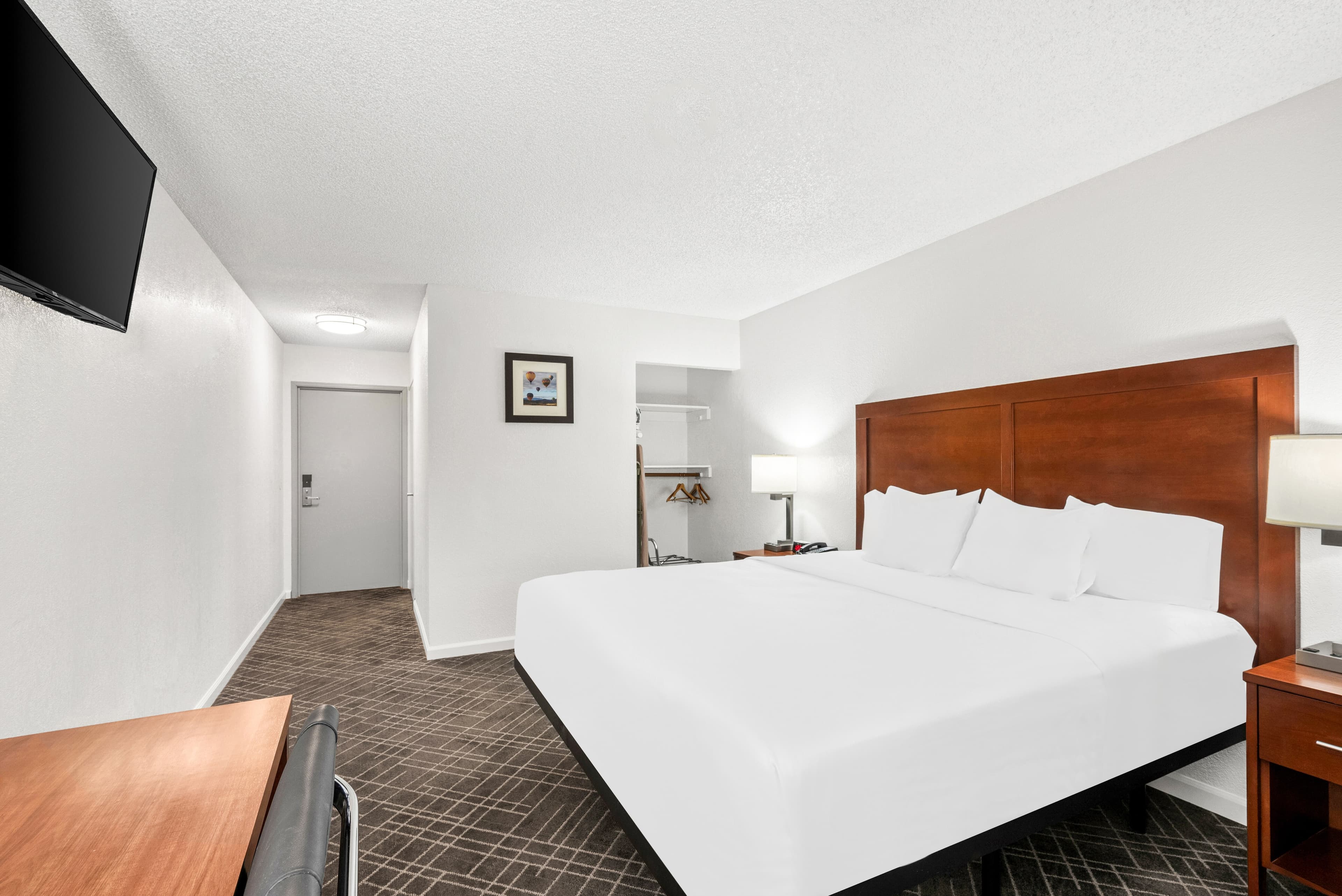 Comfort Inn Yreka I-5 — 11