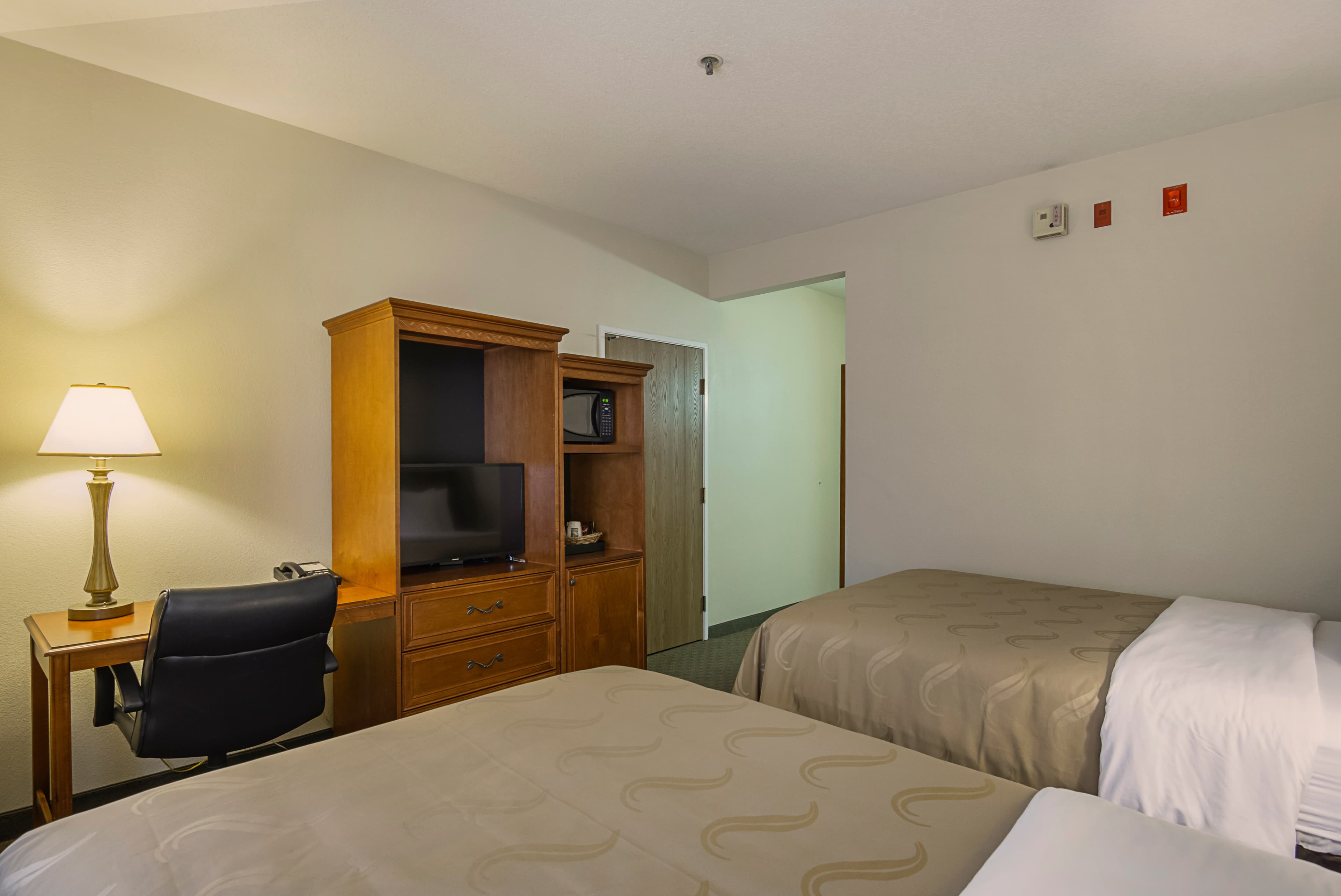 Quality Inn Fresno Yosemite Airport — 11
