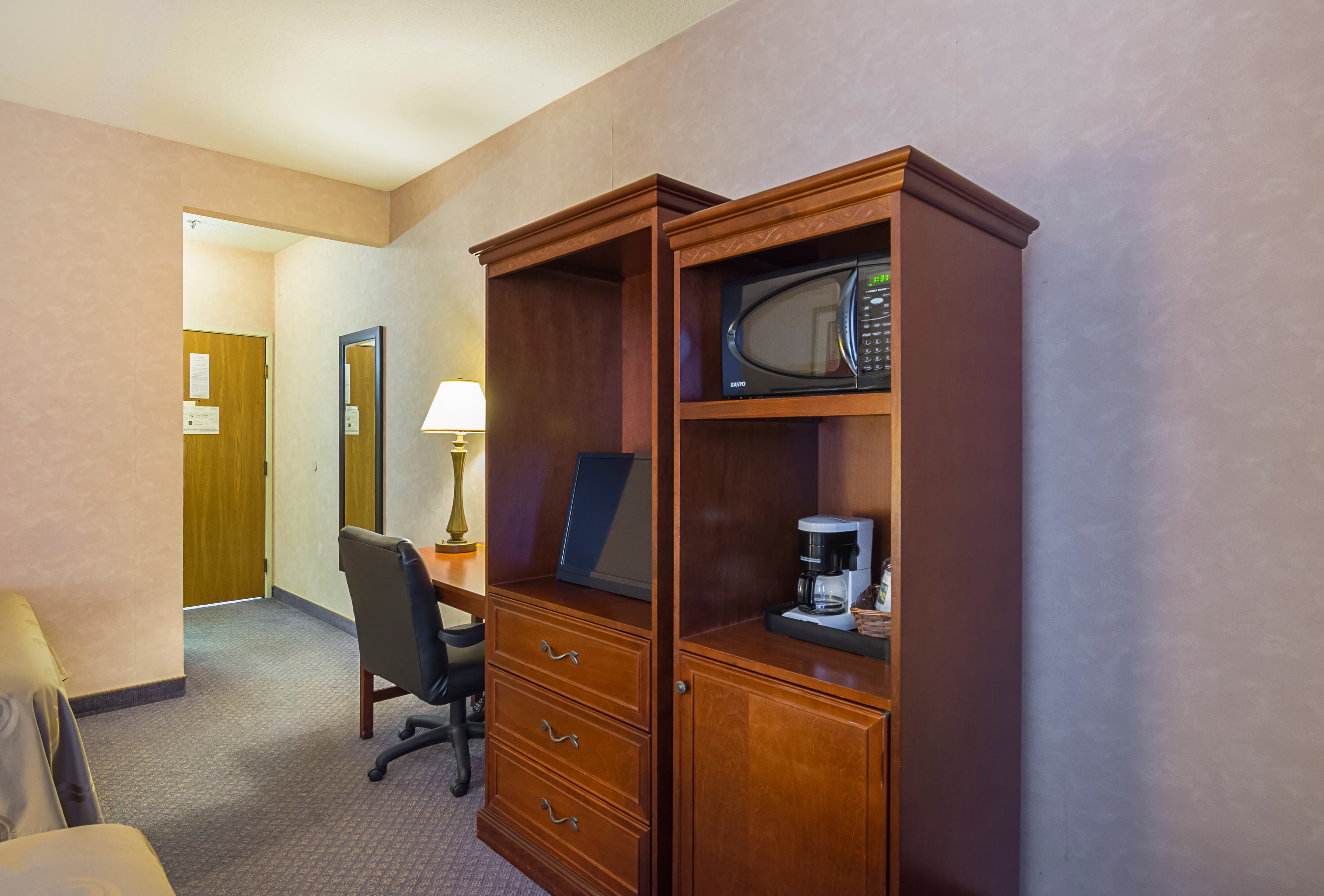 Quality Inn Fresno Yosemite Airport — 7