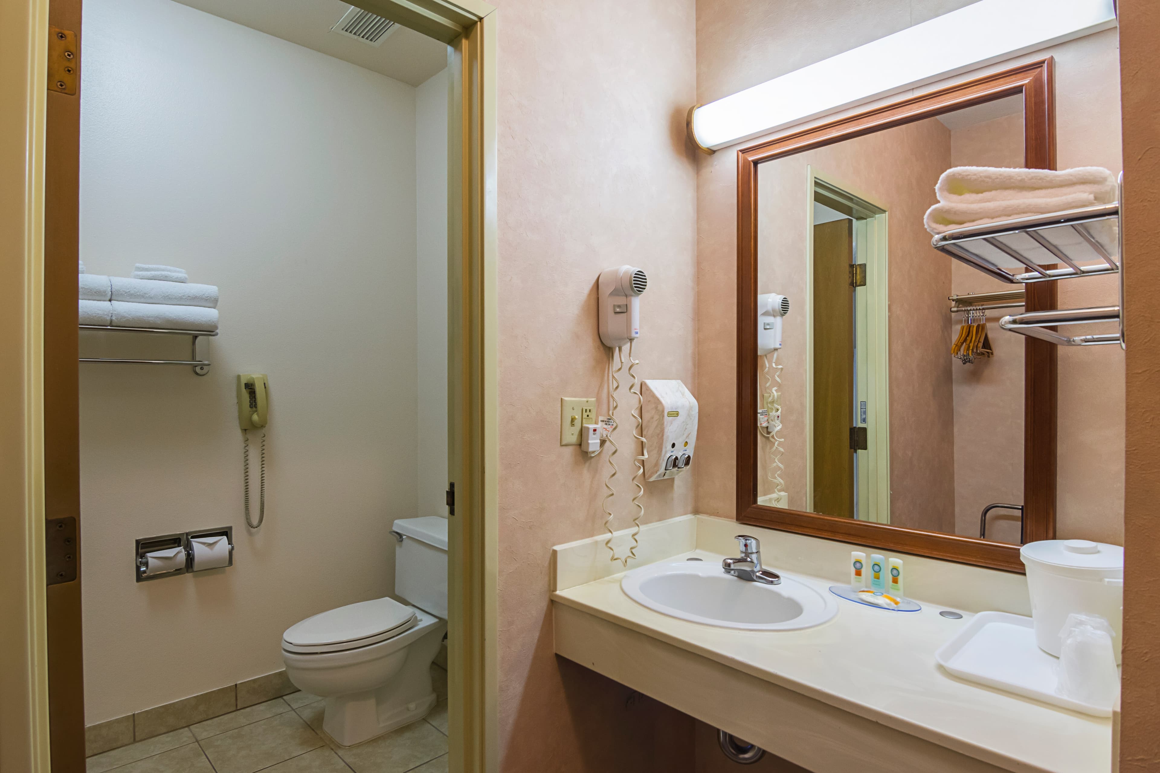 Quality Inn Fresno Yosemite Airport — 8