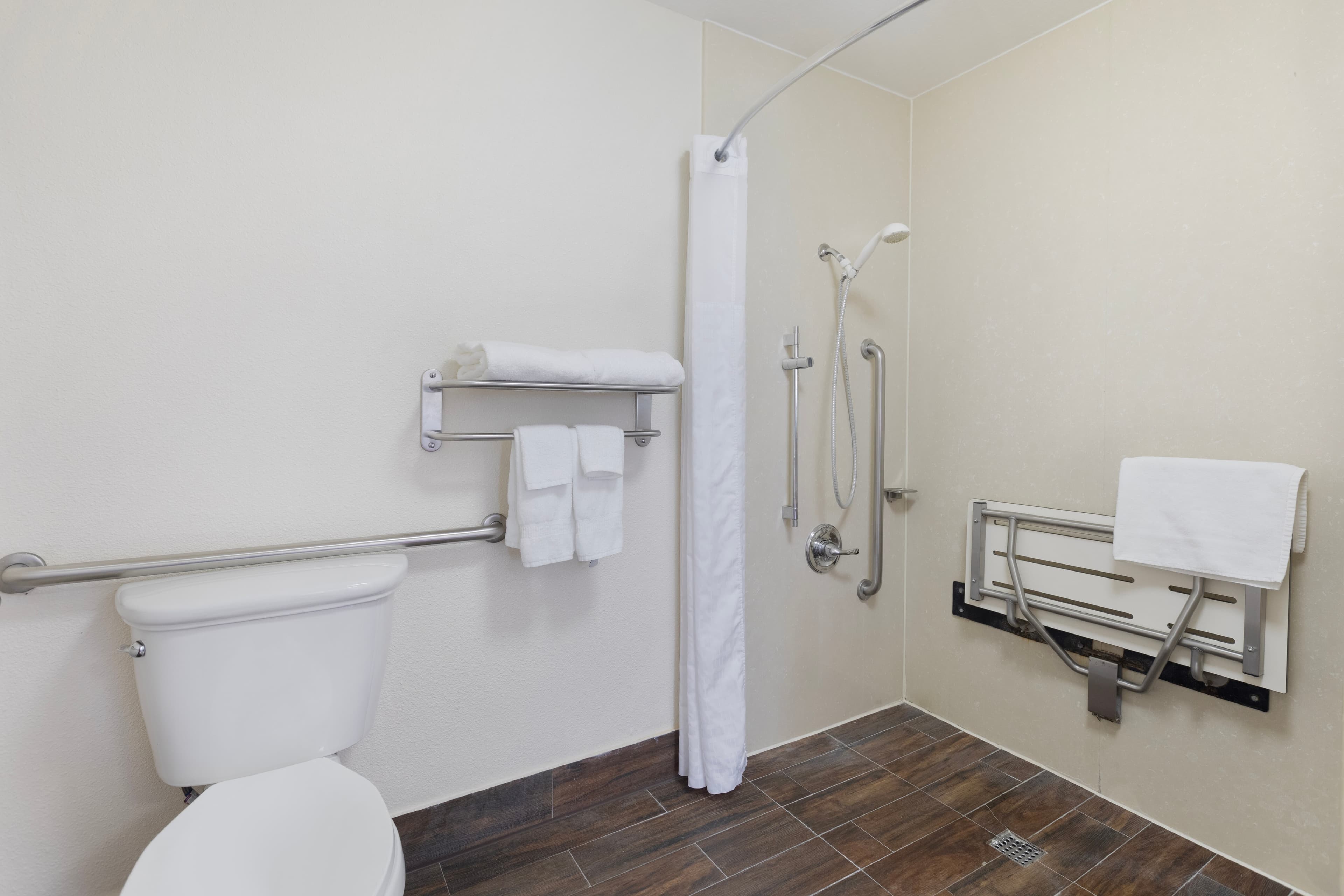 Comfort Inn Los Angeles near Hollywood — 13