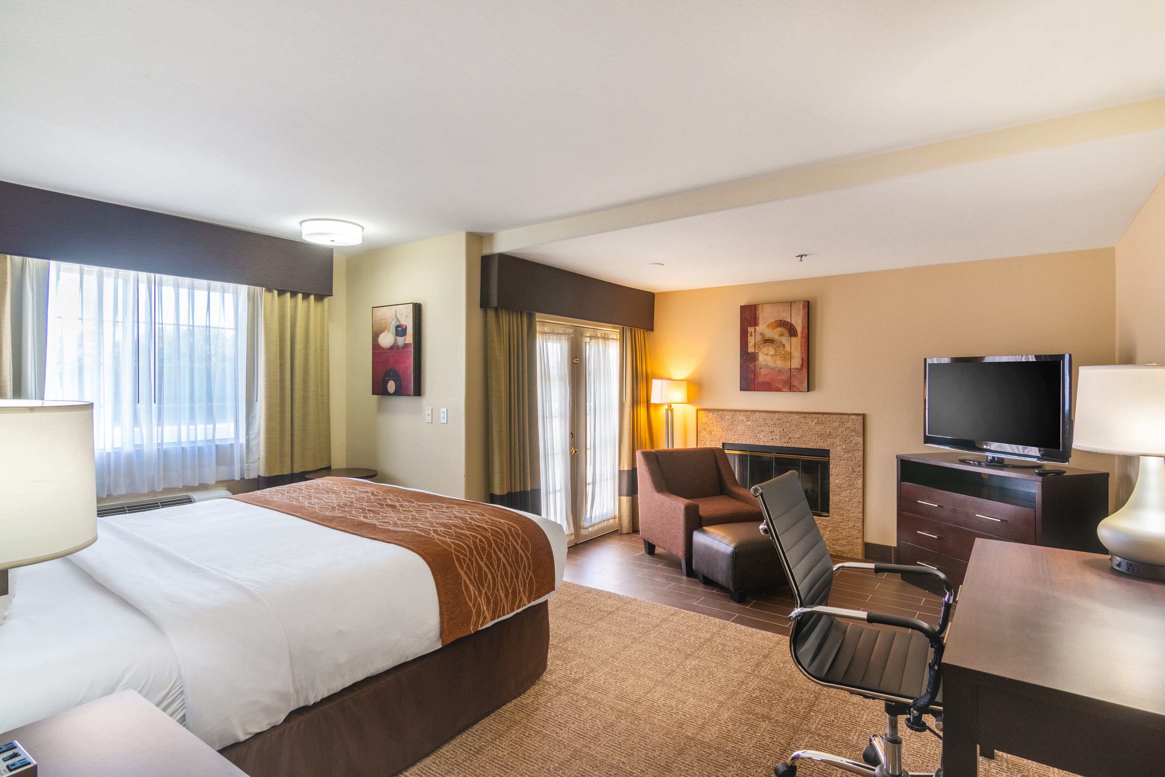 Comfort Inn & Suites Mojave — 11
