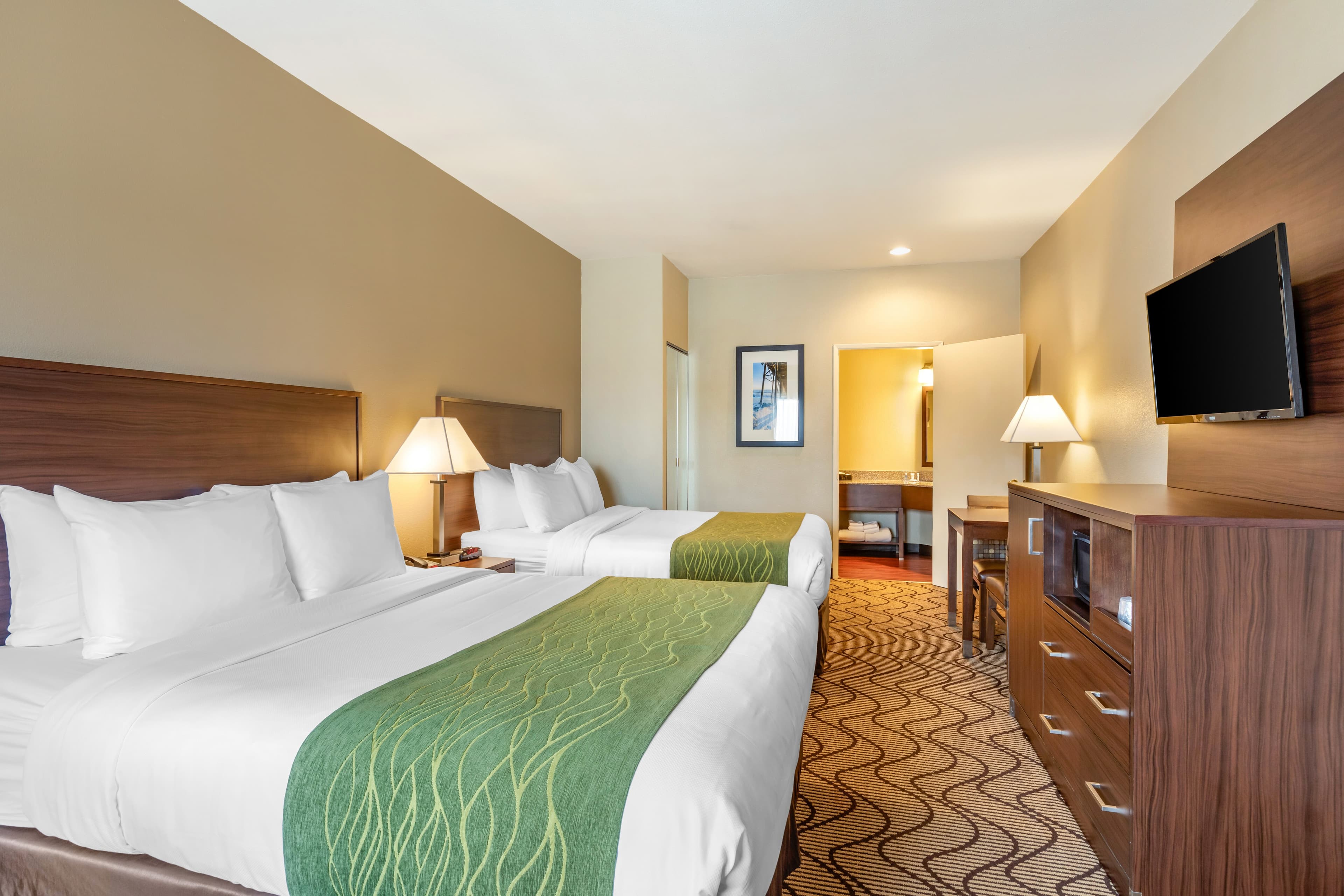 Comfort Inn & Suites Orange County John Wayne Airport — 20
