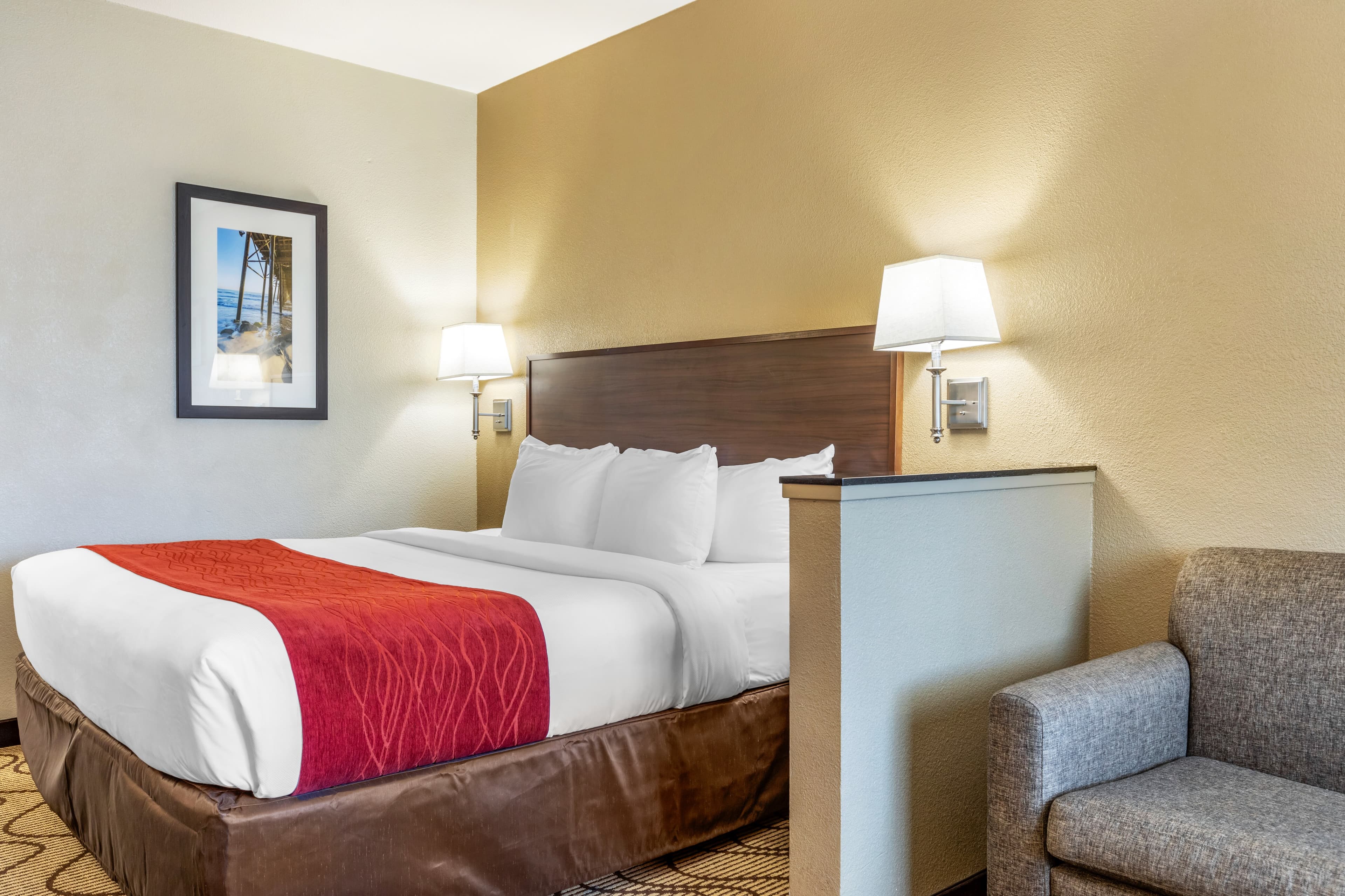 Comfort Inn & Suites Orange County John Wayne Airport — 28