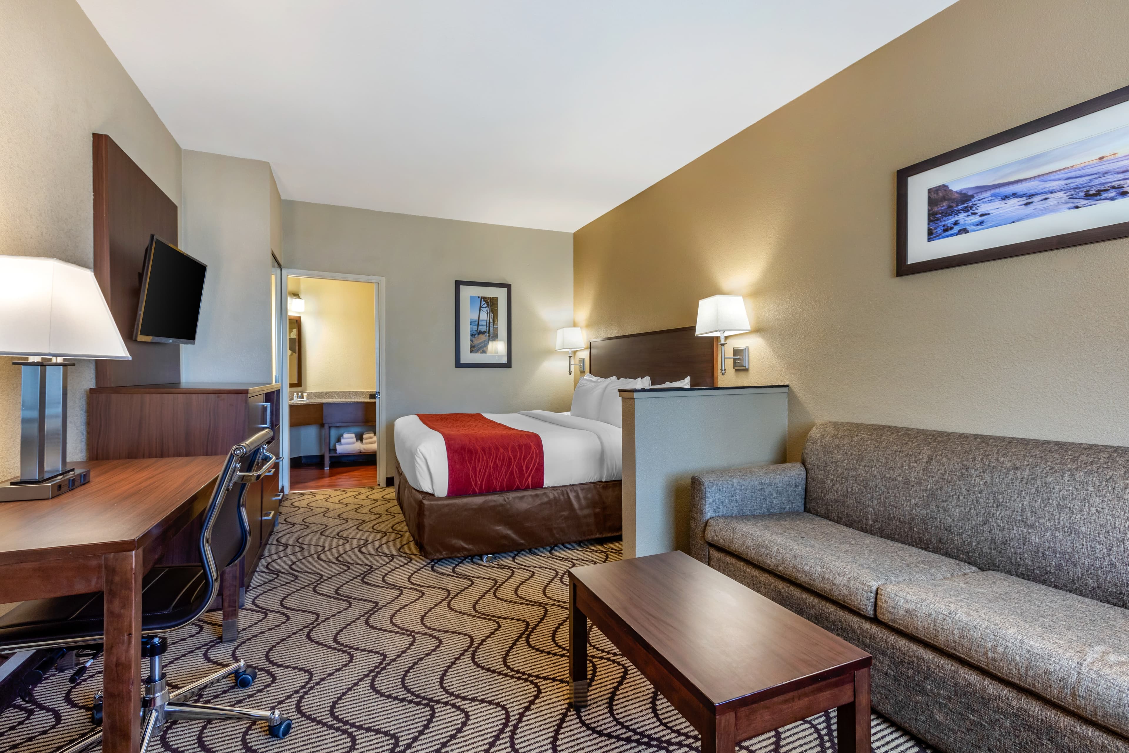 Comfort Inn & Suites Orange County John Wayne Airport — 29