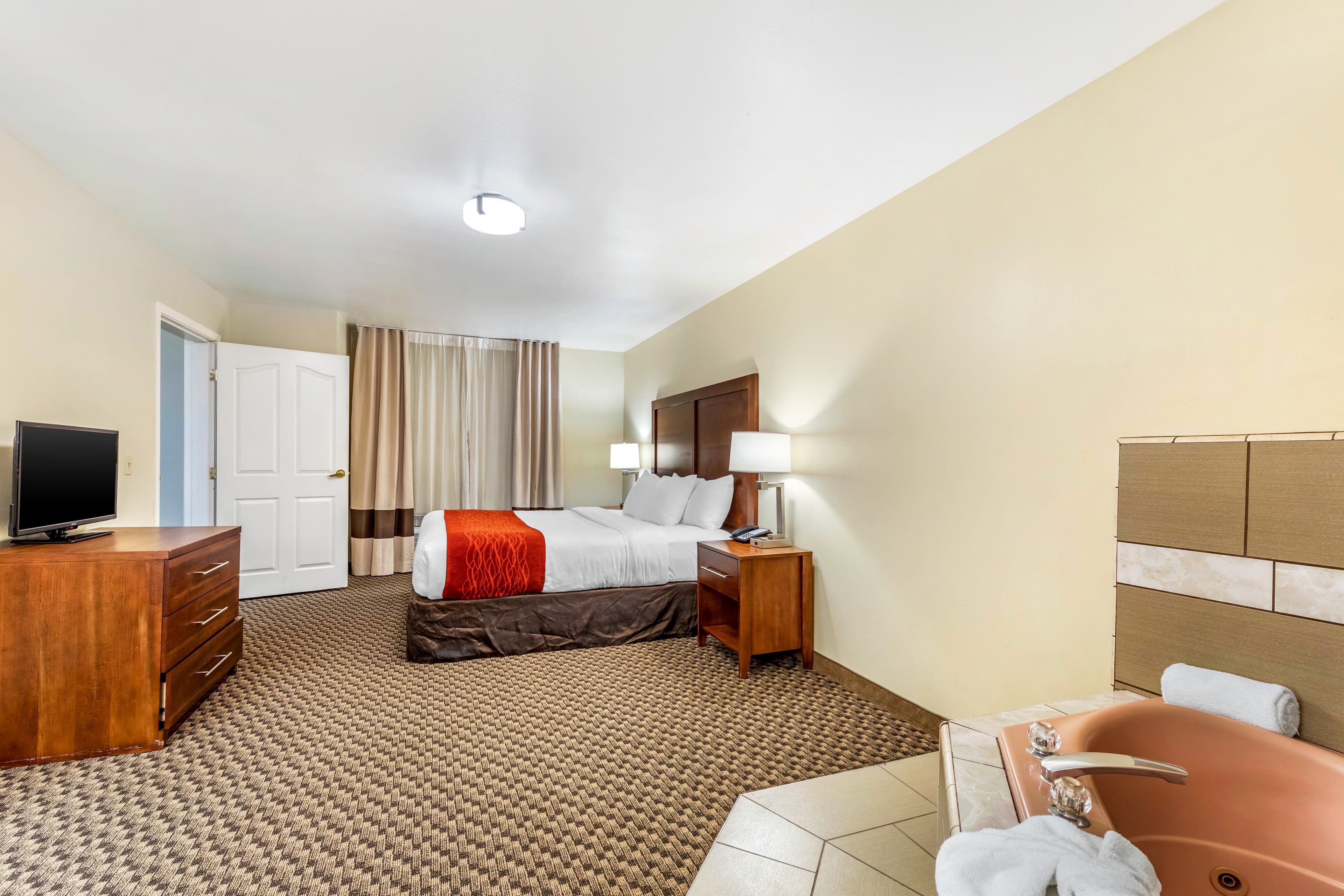 Comfort Inn & Suites Lancaster Antelope Valley — 22