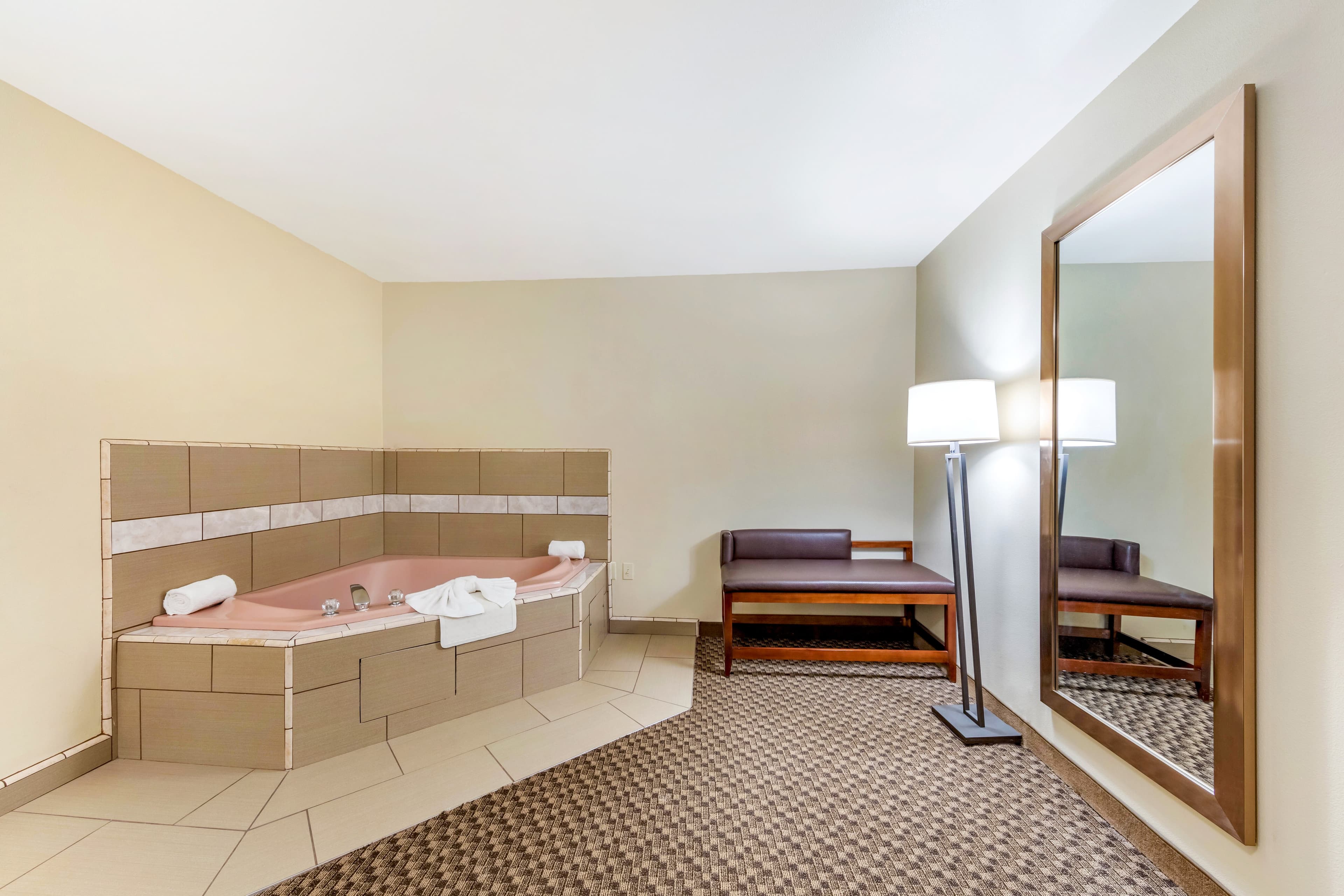 Comfort Inn & Suites Lancaster Antelope Valley — 24