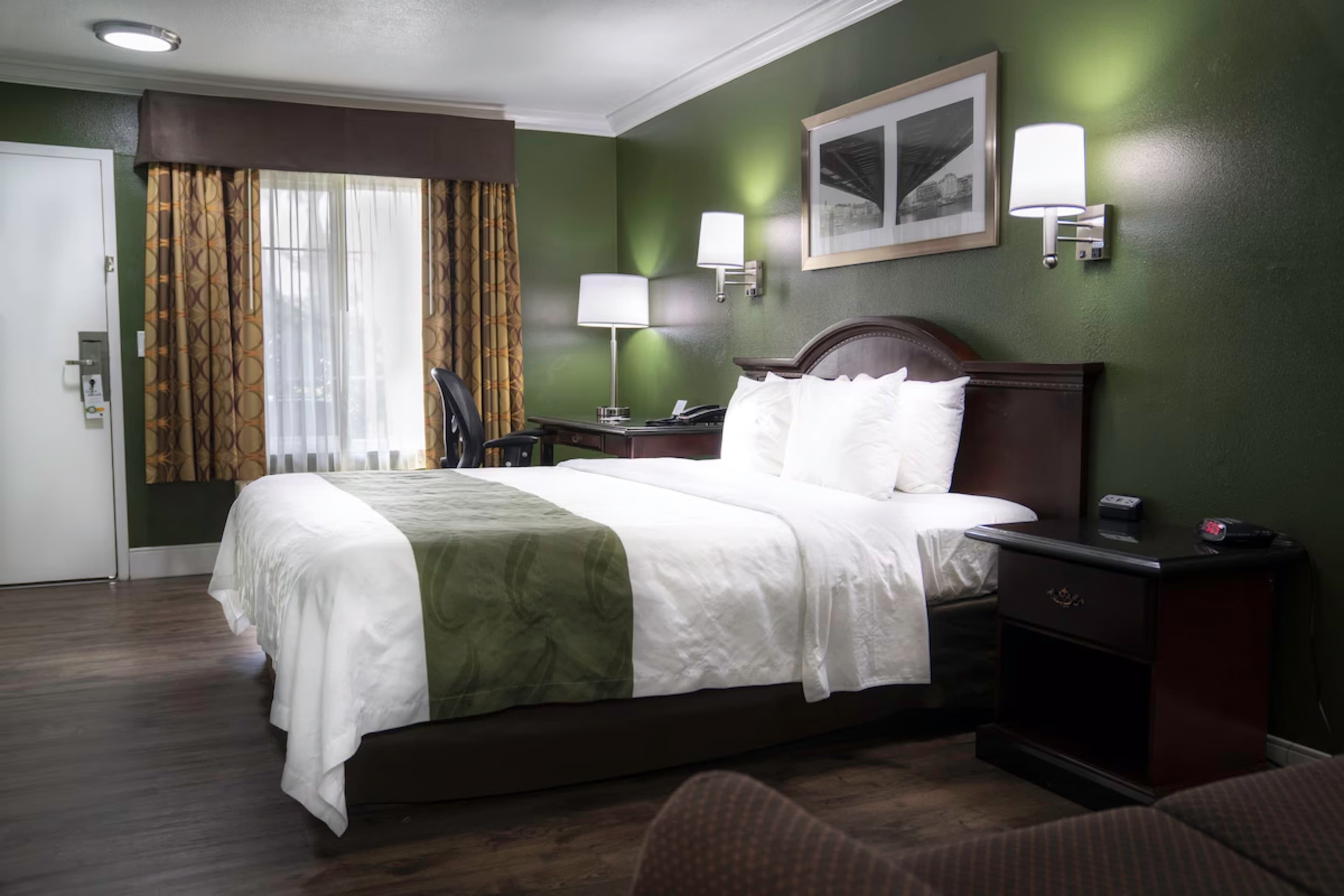 Quality Inn Hemet - San Jacinto — 15