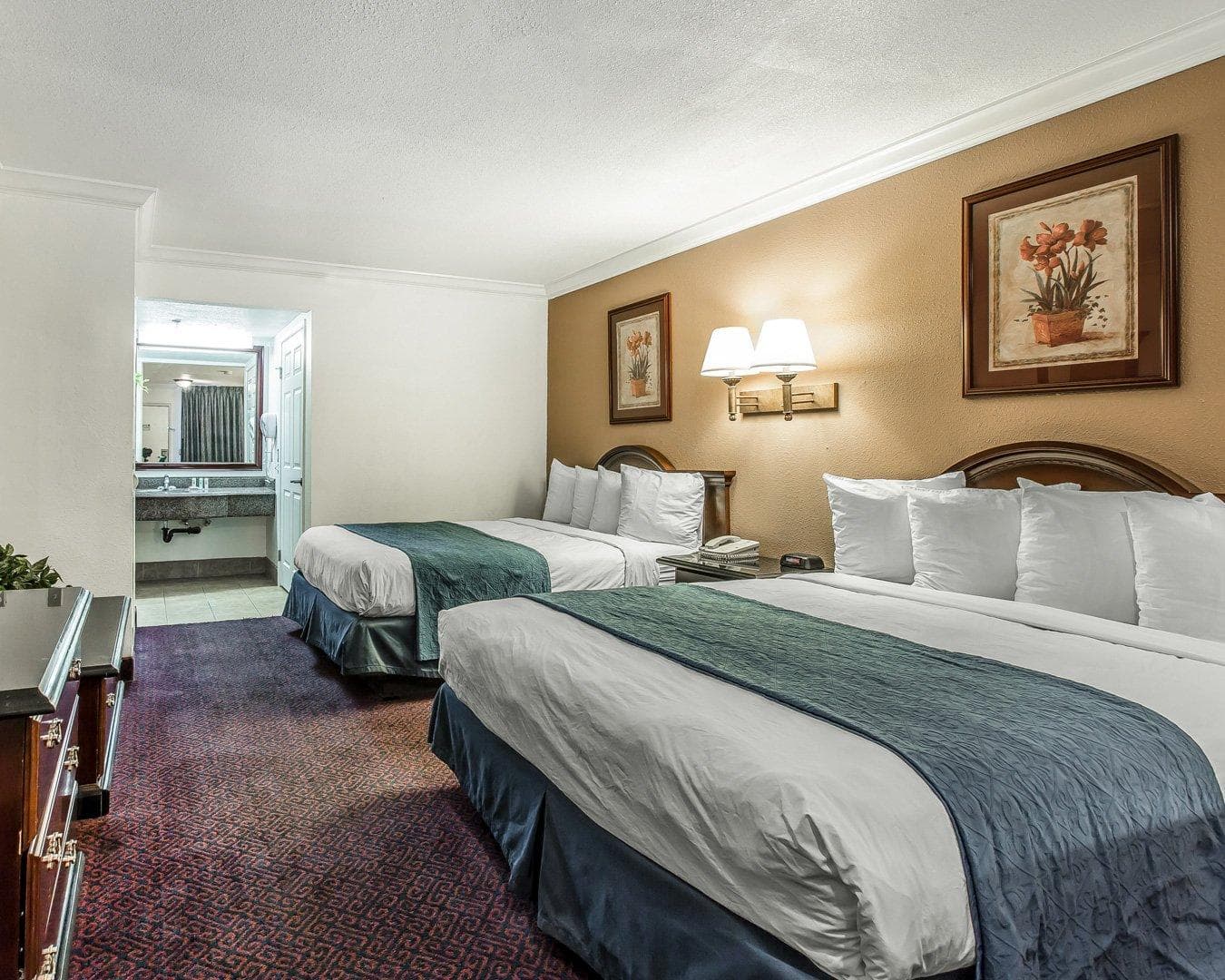 Quality Inn Hemet - San Jacinto — 7